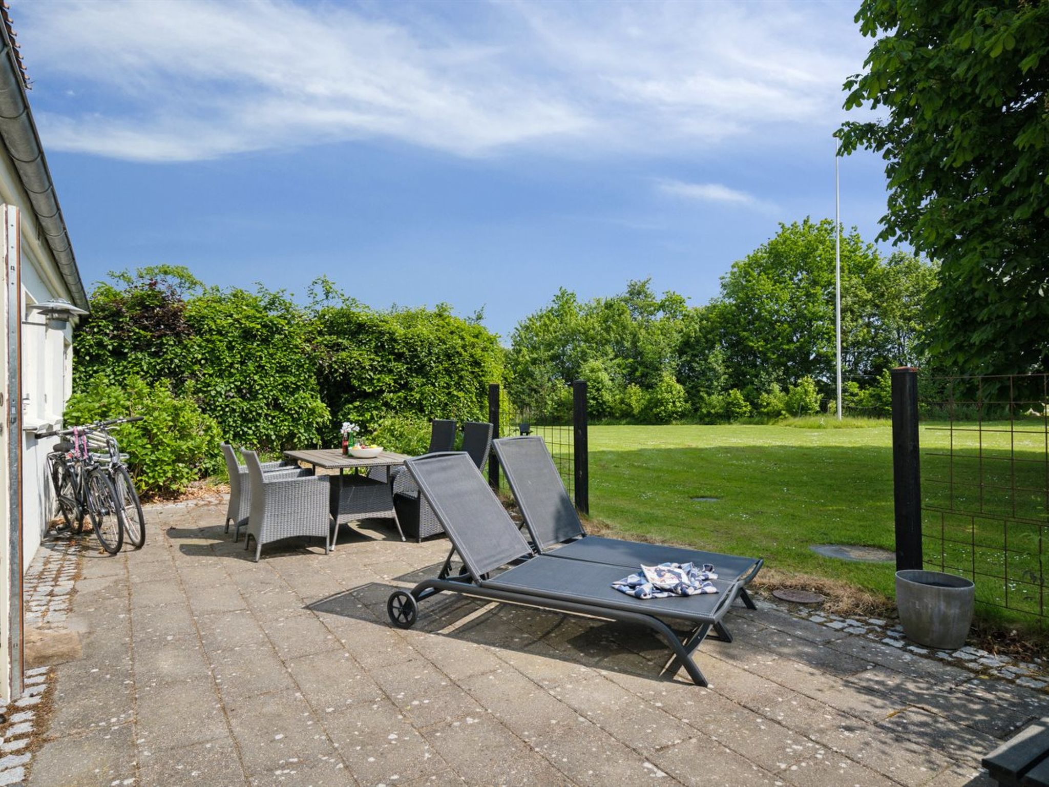 "Malinda" - 500m from the sea - Outside