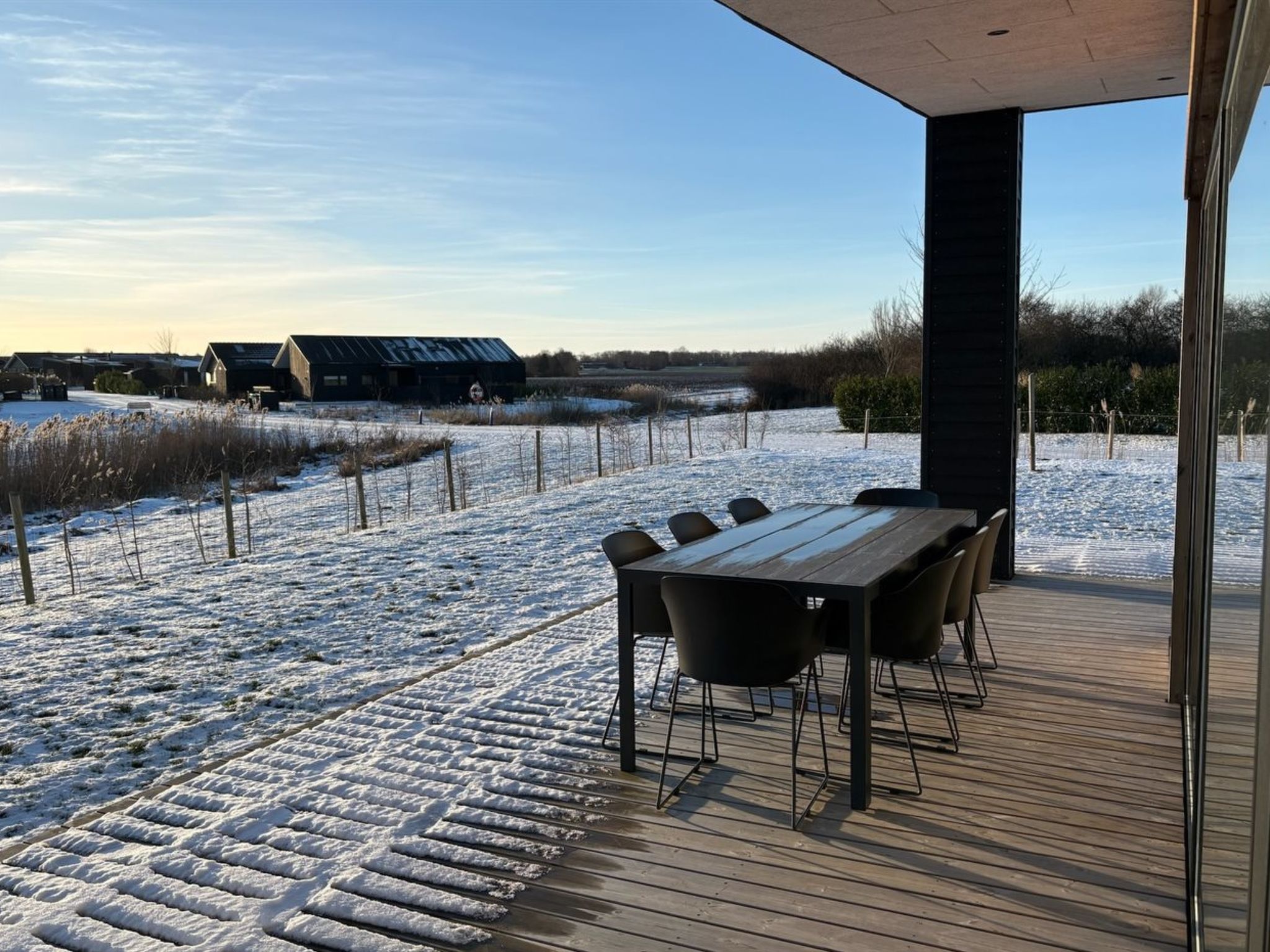 "Harrieth" - 300m from the sea - Buiten
