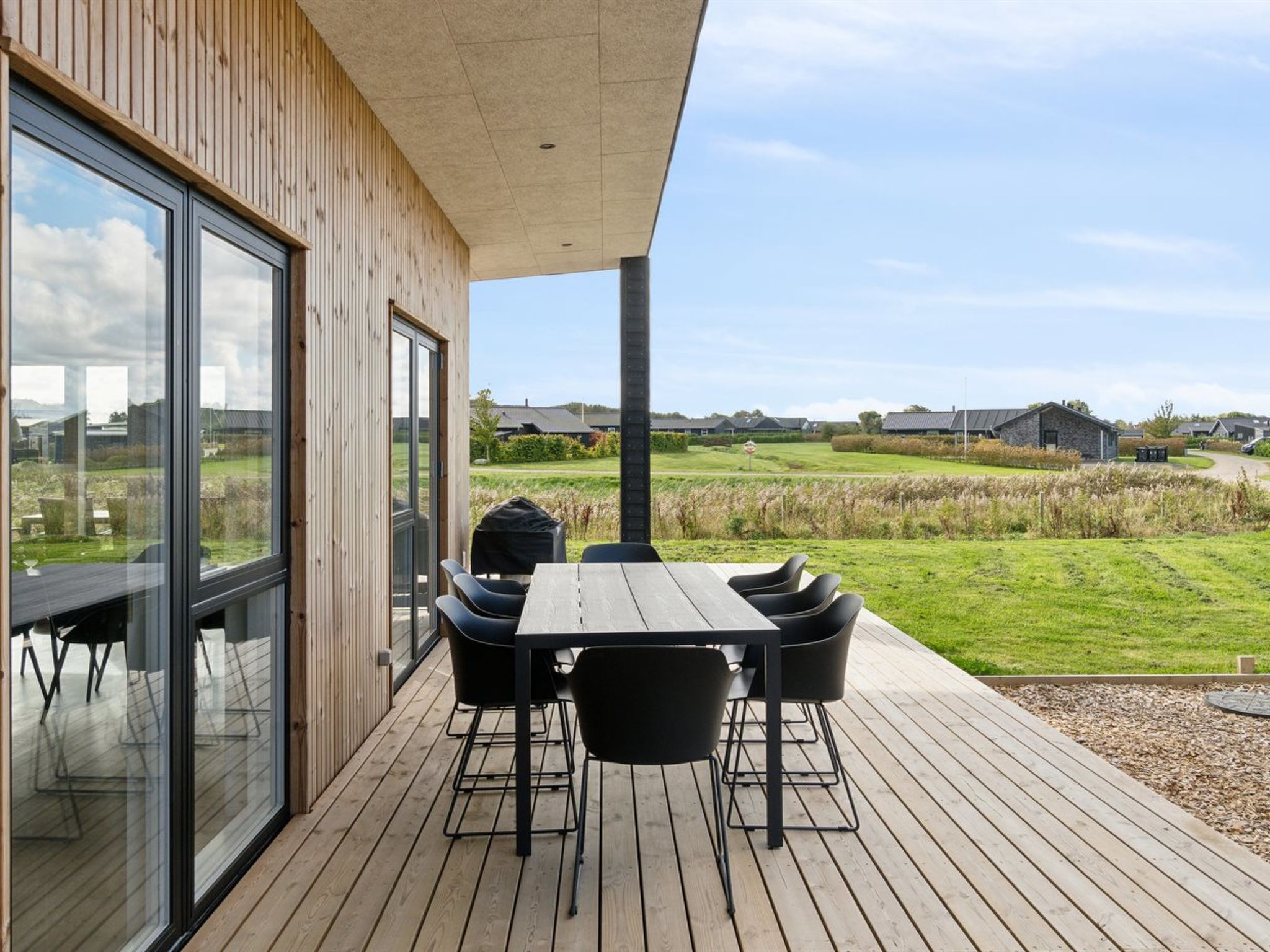 "Harrieth" - 300m from the sea - Buiten