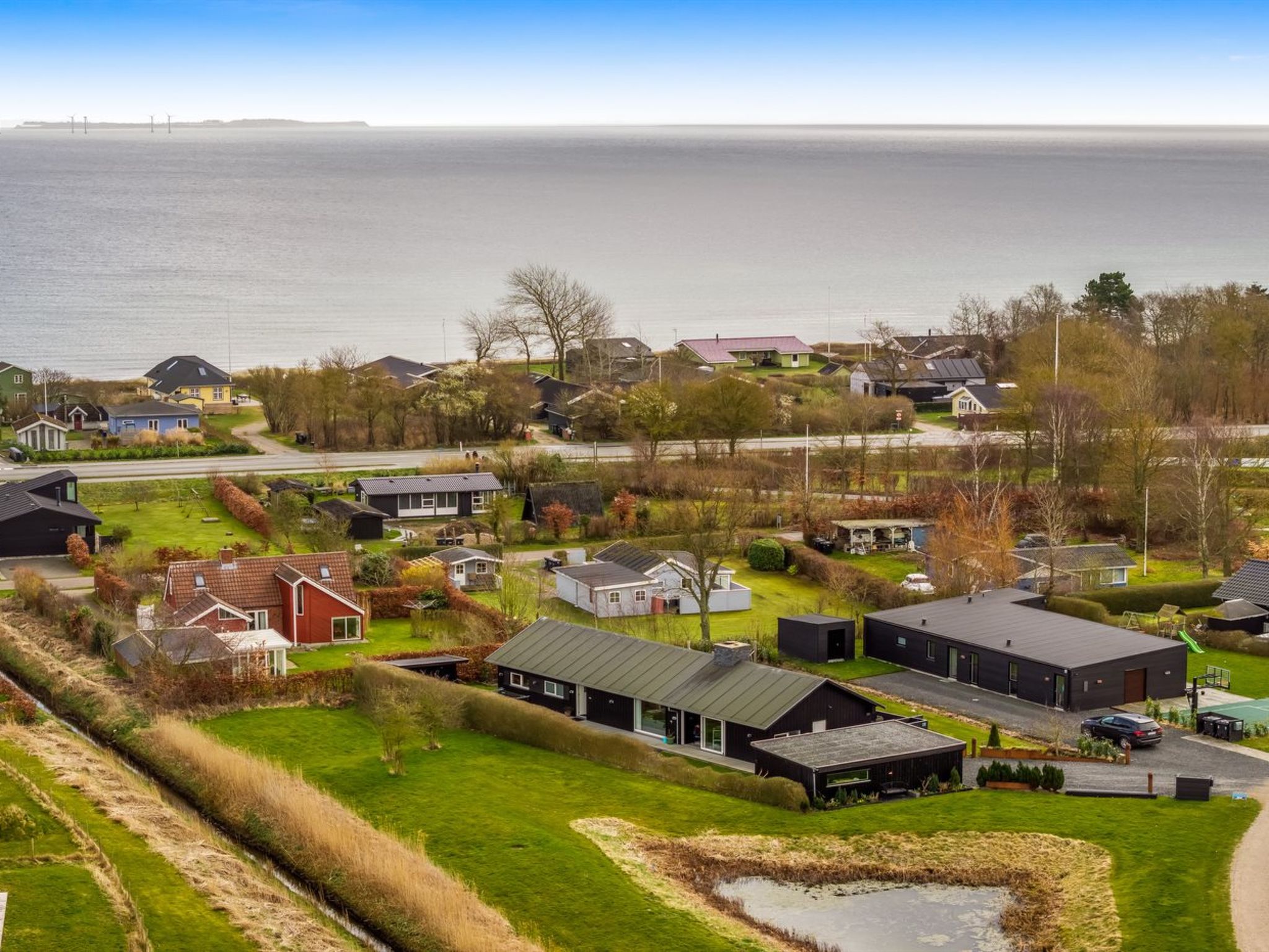 "Kato" -  from the sea - Buiten