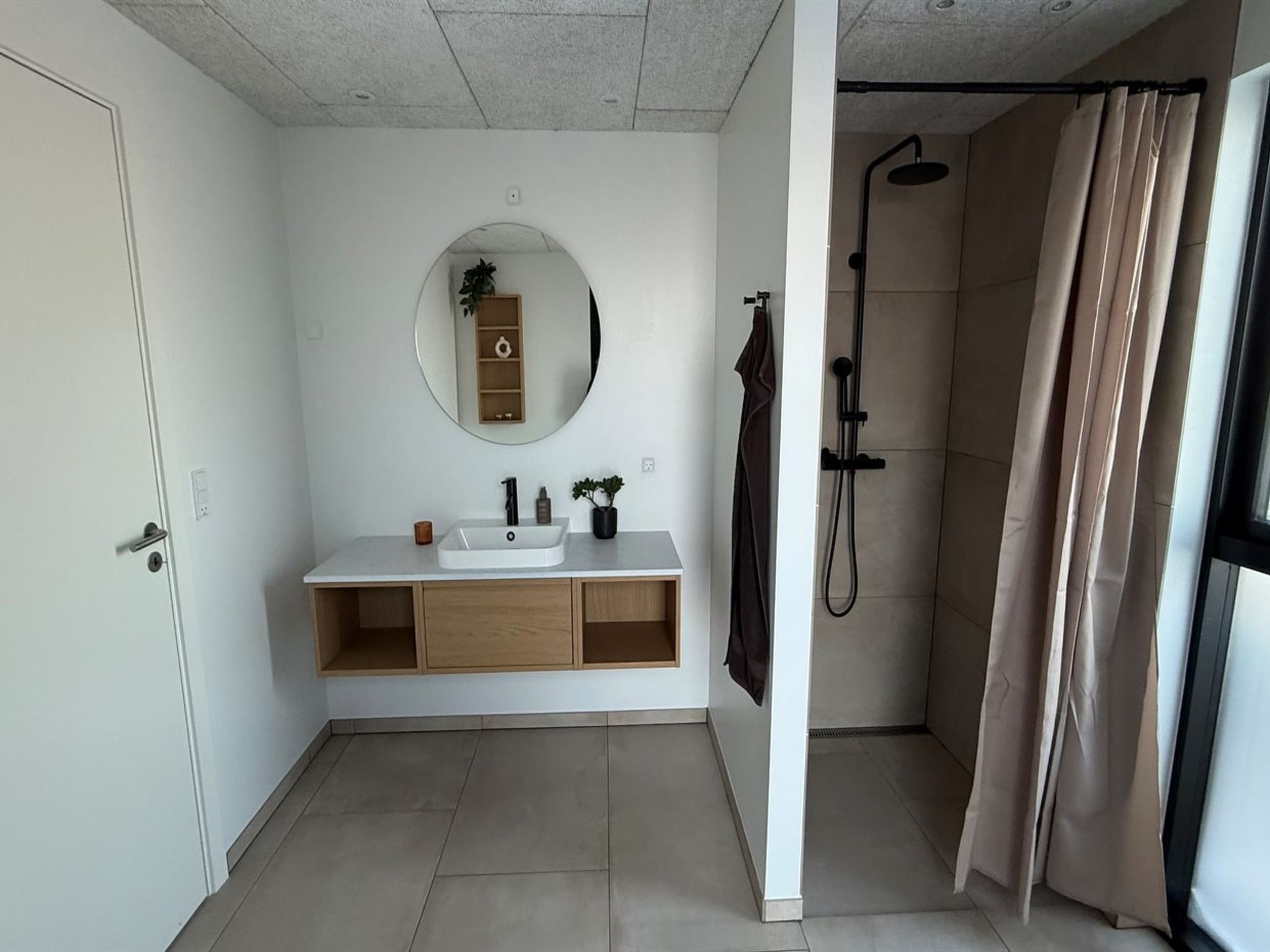 "Marten" - 500m from the sea-Binnen