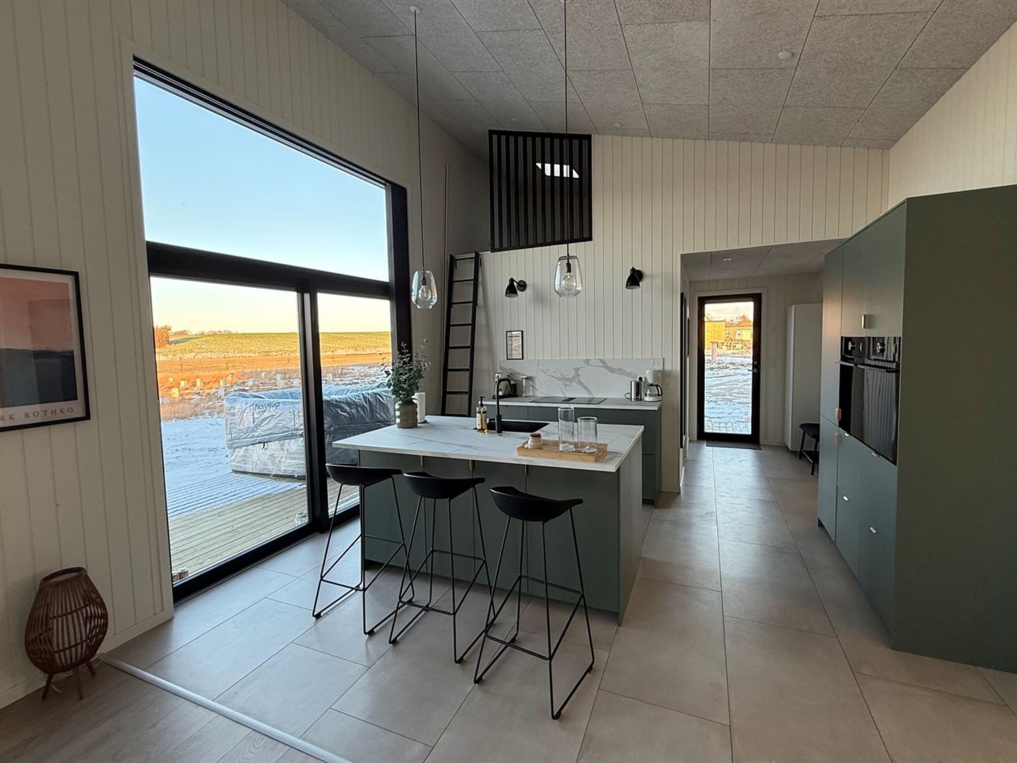 "Marten" - 500m from the sea-Binnen