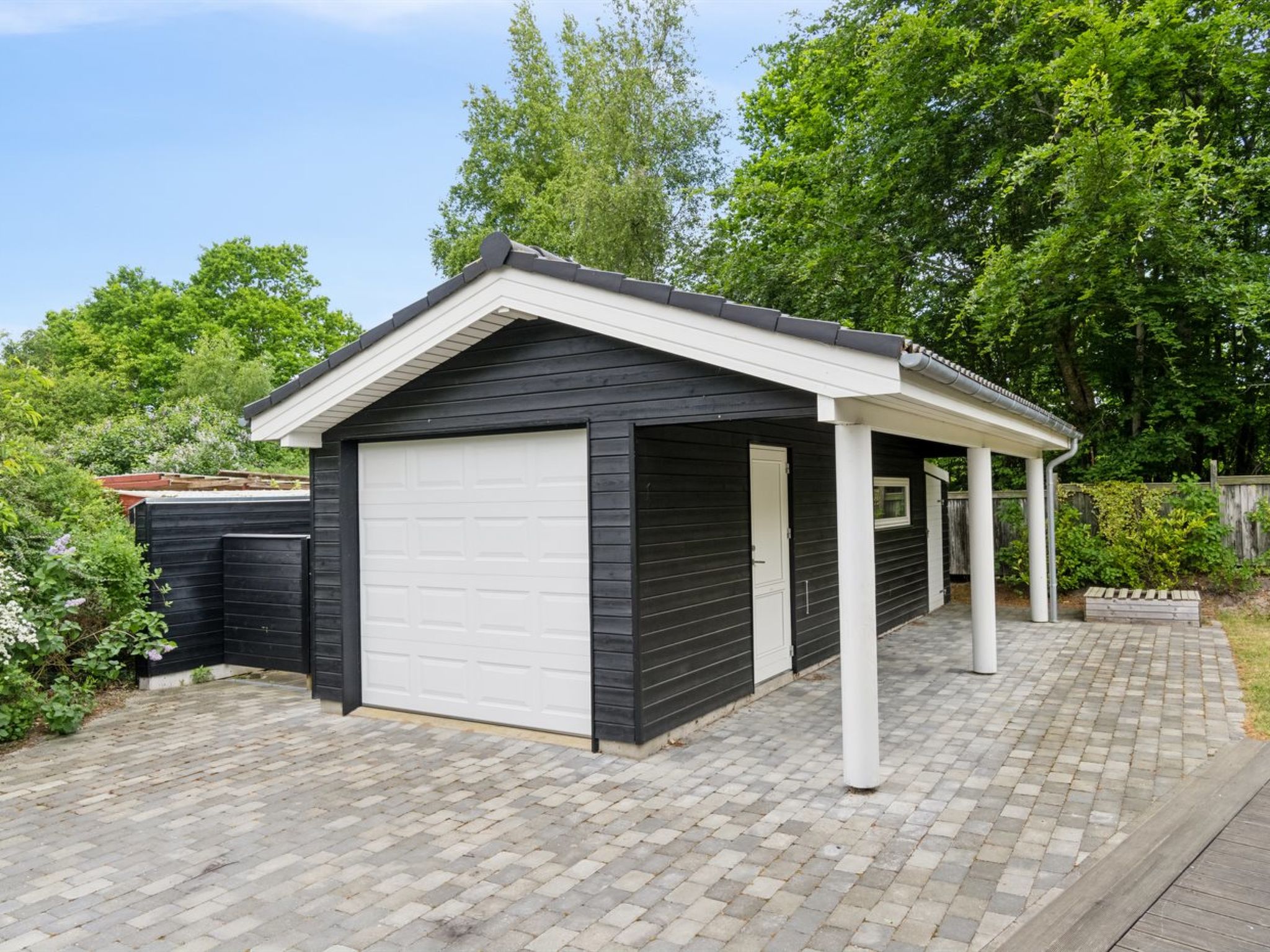 "Hunlef" - 400m from the sea-Buiten