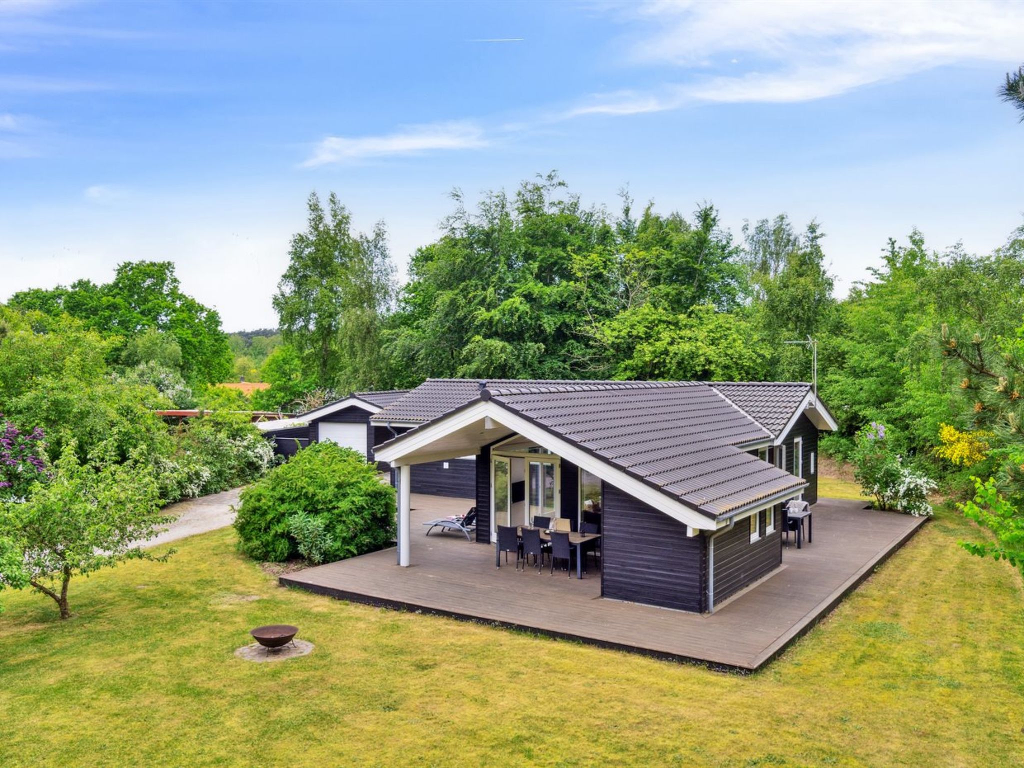 "Hunlef" - 400m from the sea - Buiten