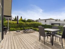 Aan zee: Modern vakantiehuis Øgoti in Ebeltoft met zeezicht - thumbnail 3