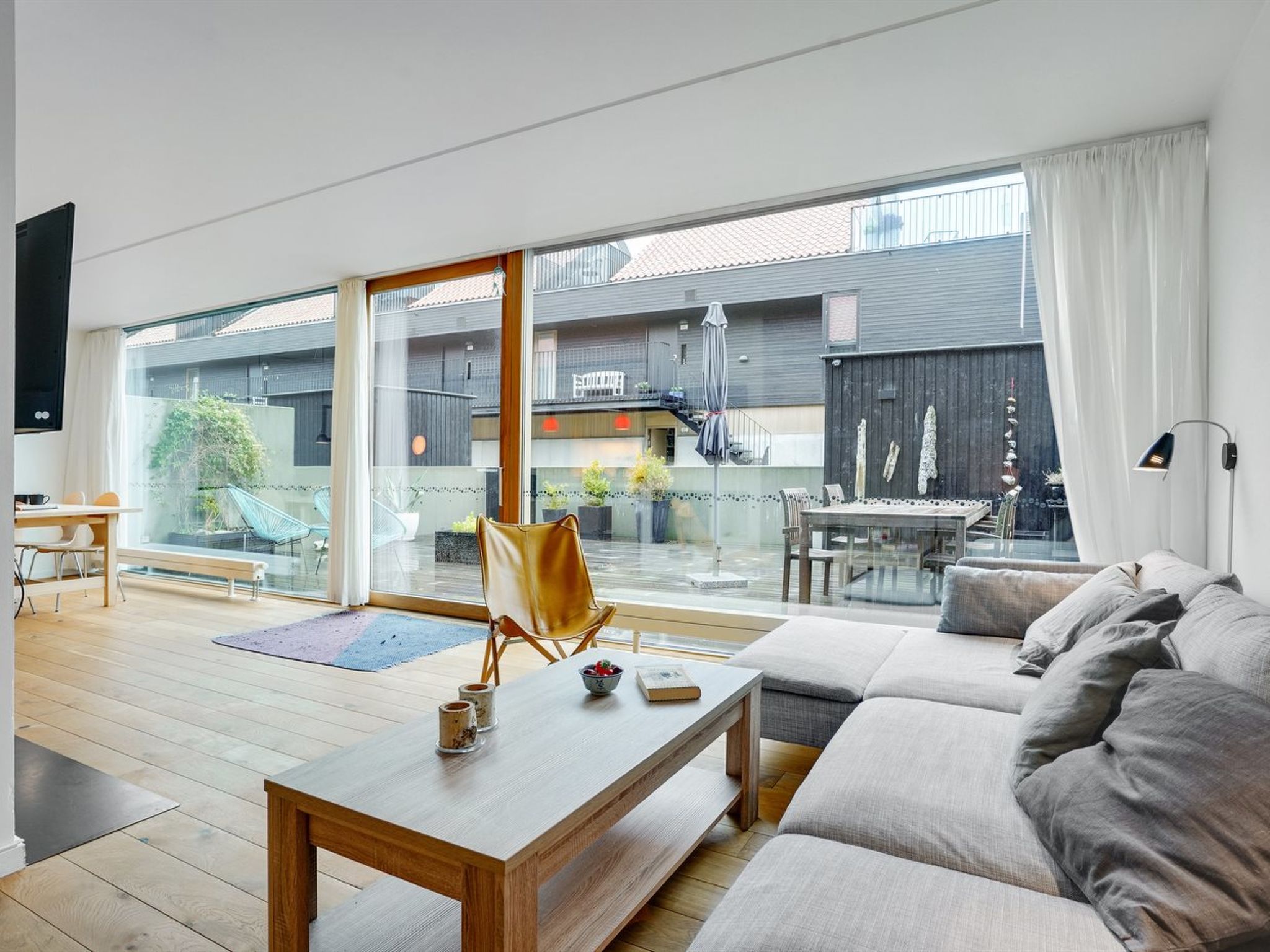 "Heigo" - 25m from the sea-Binnen
