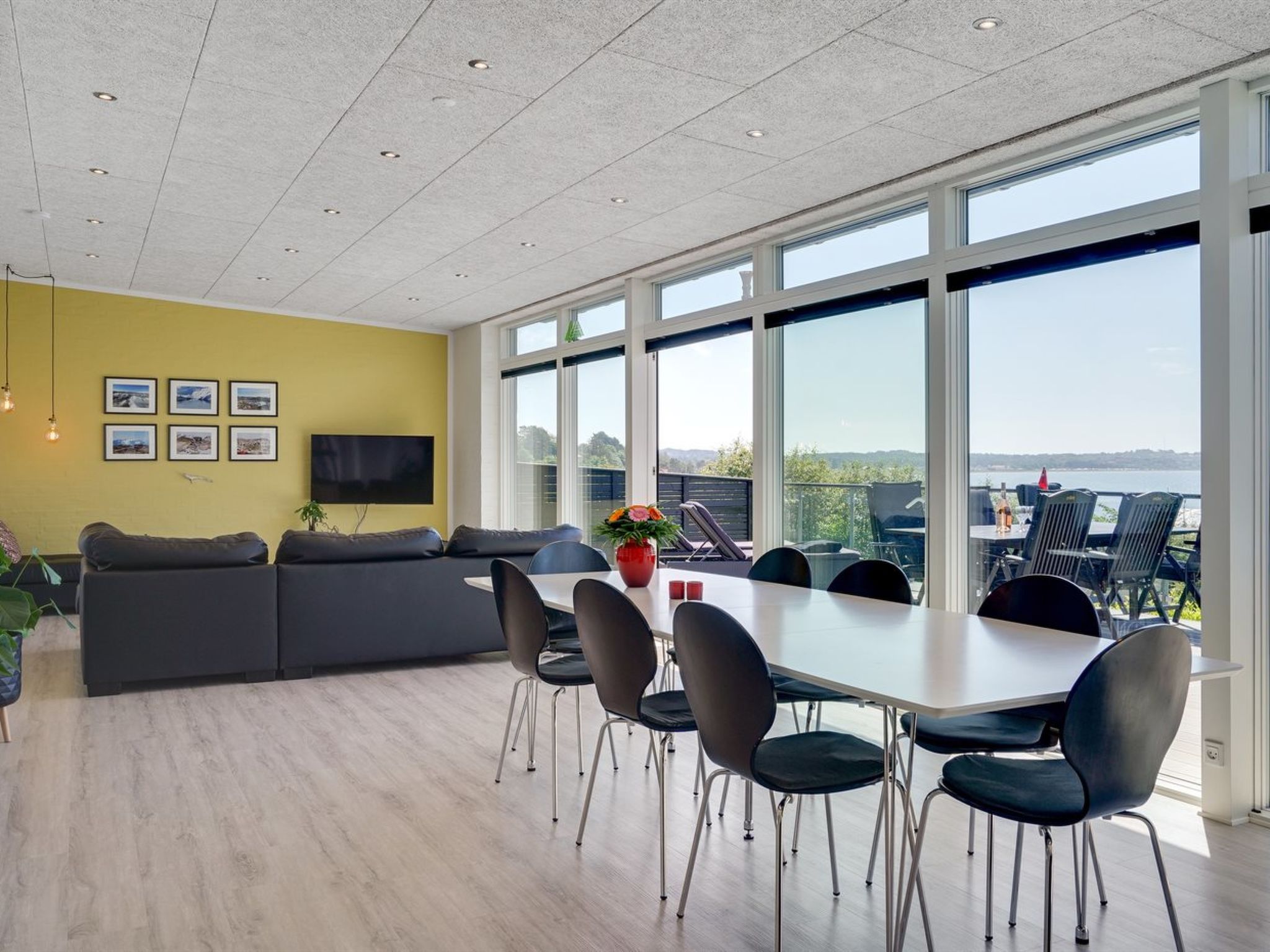 "Jadara" - 200m from the sea-Binnen