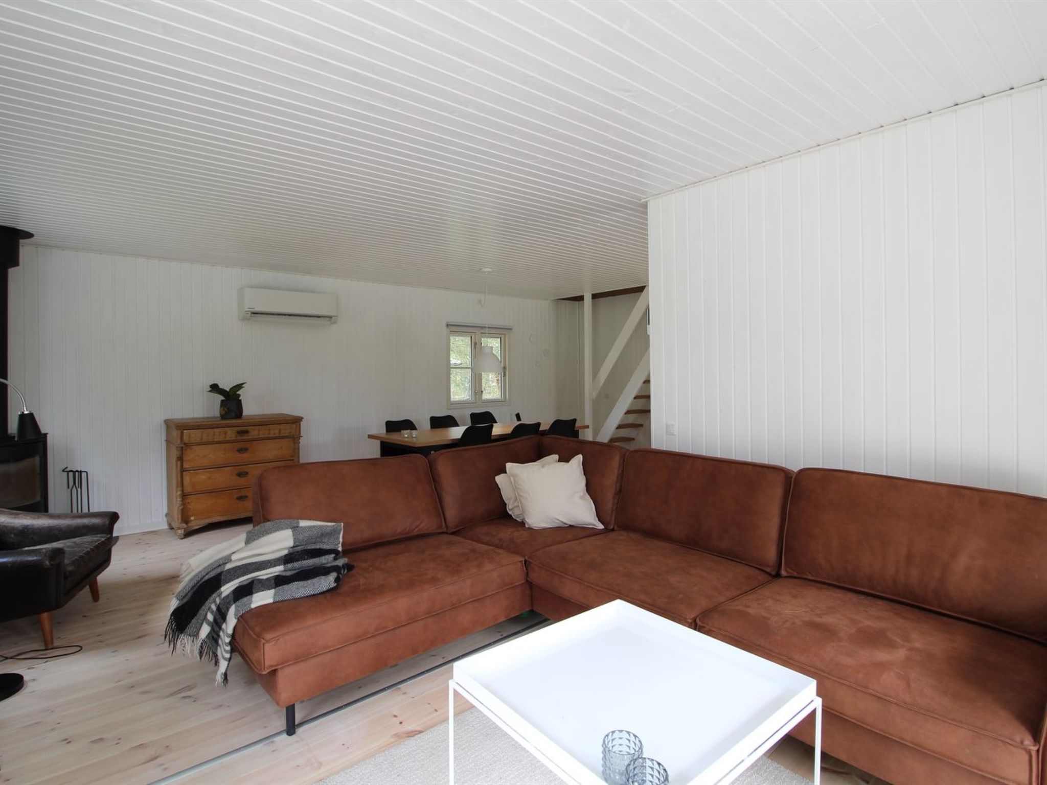 "Annlouise" - 300m from the sea-Binnen