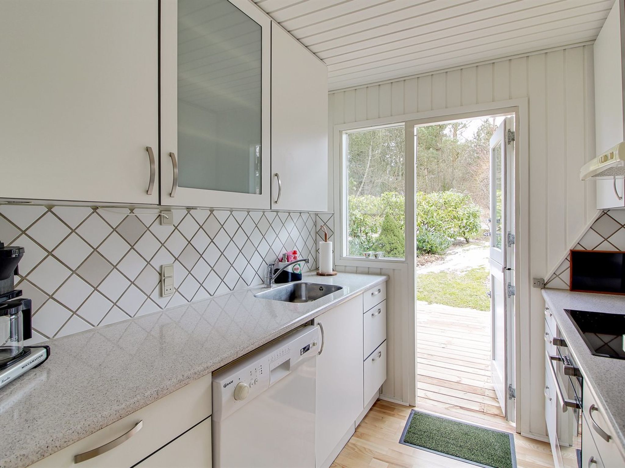 "Amai" - 1.5km from the sea - Binnen