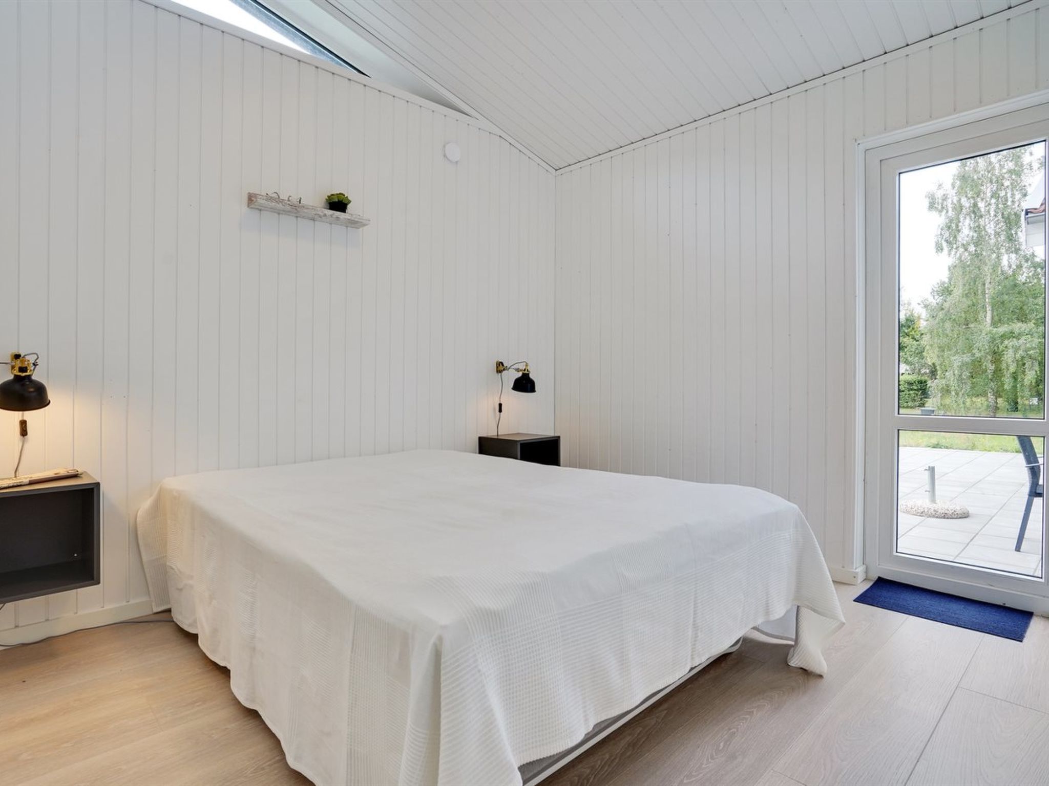 "Bjarki" - 800m from the sea - Binnen