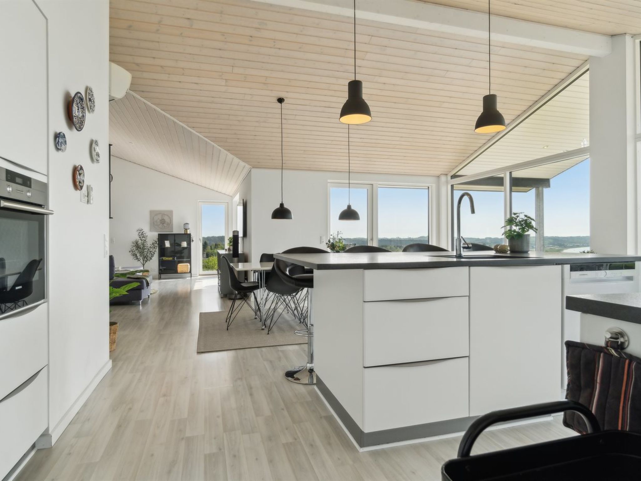 "Talika" - 700m from the sea - Binnen