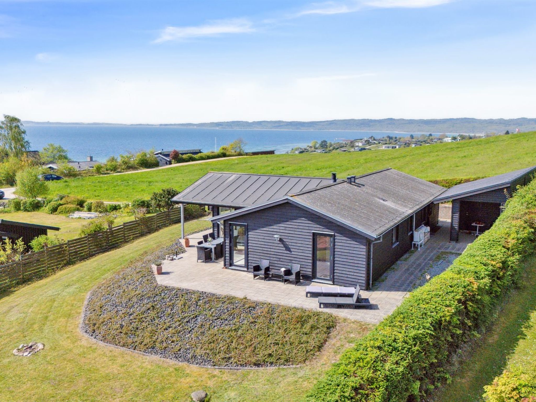 "Talika" - 700m from the sea - Buiten