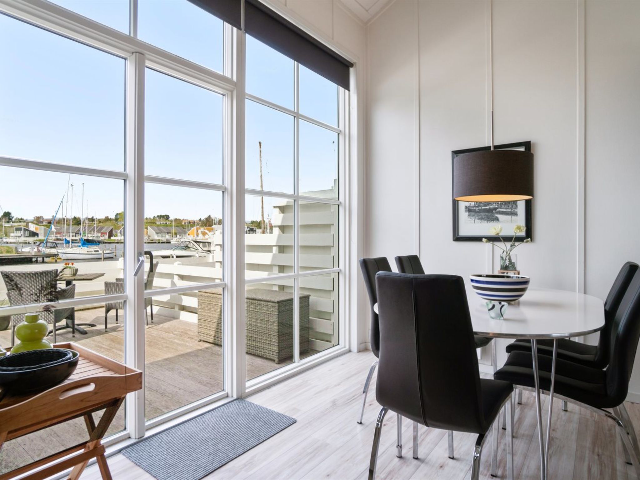 "Nalle" - 5m from the sea-Binnen