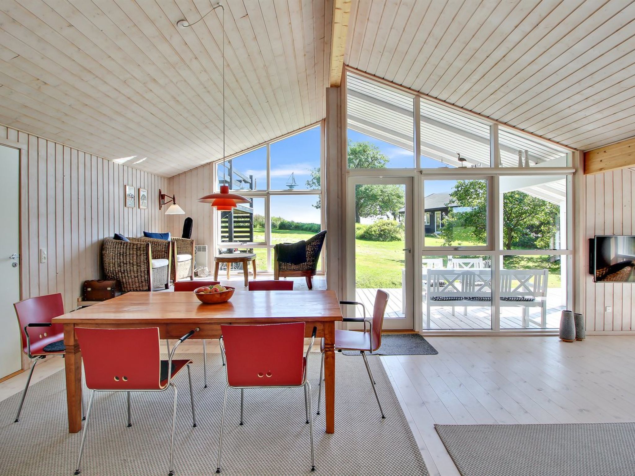 "Lilla" - 120m from the sea-Binnen