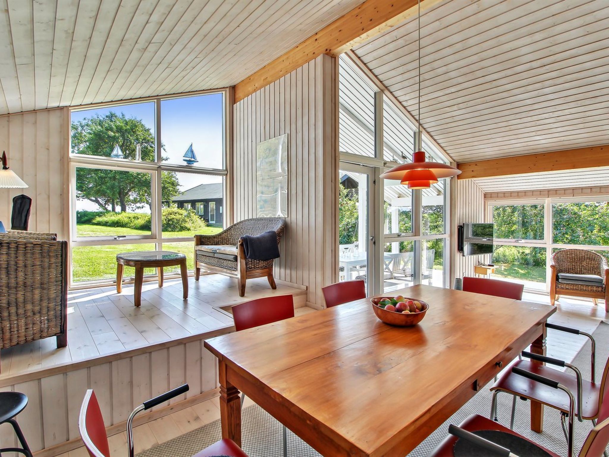 "Lilla" - 120m from the sea-Binnen