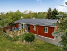 6-persoons vakantiehuis met open haard direct aan zee in Ebeltoft - thumbnail 1