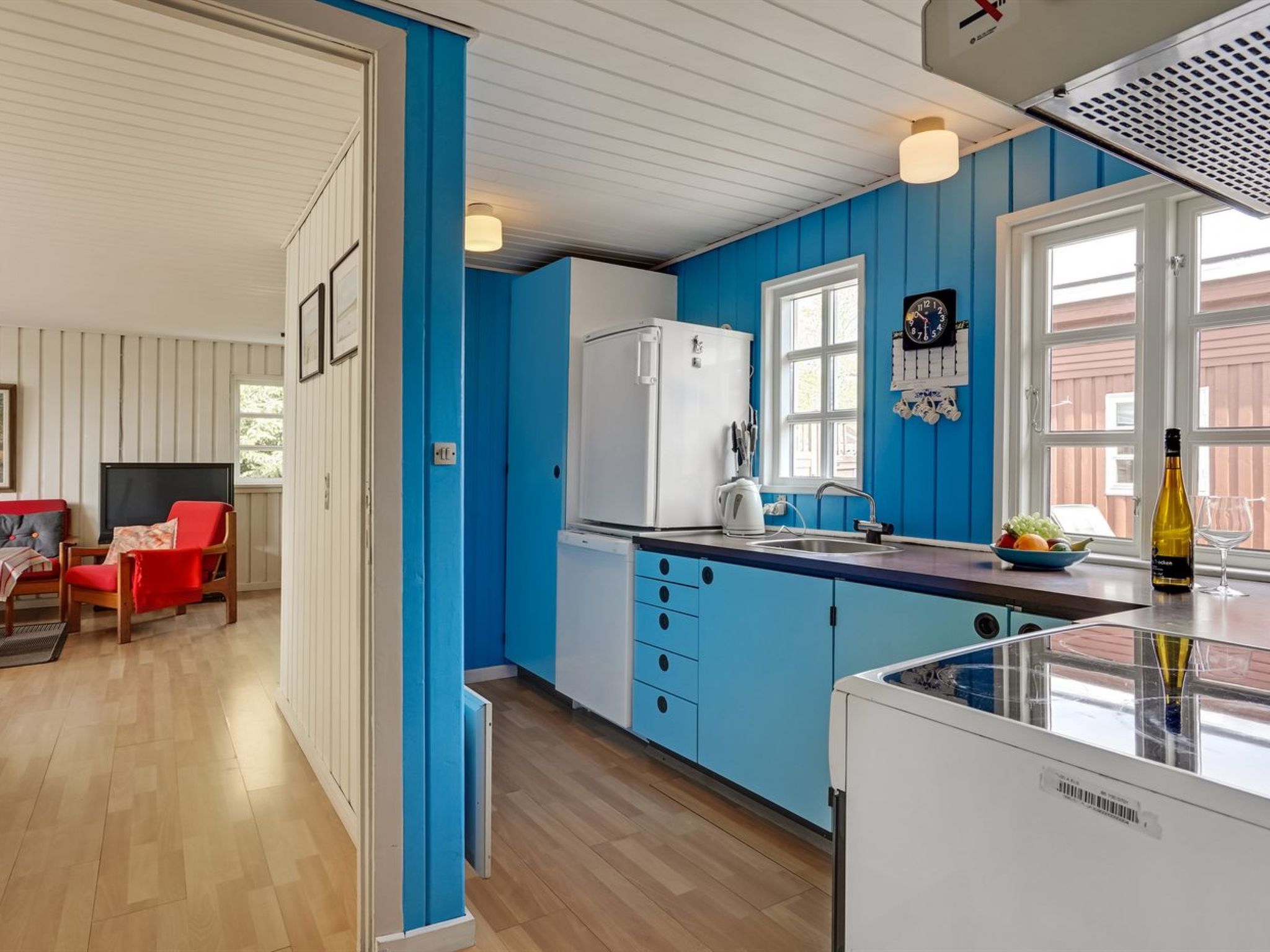 "Vian" - 200m from the sea-Binnen