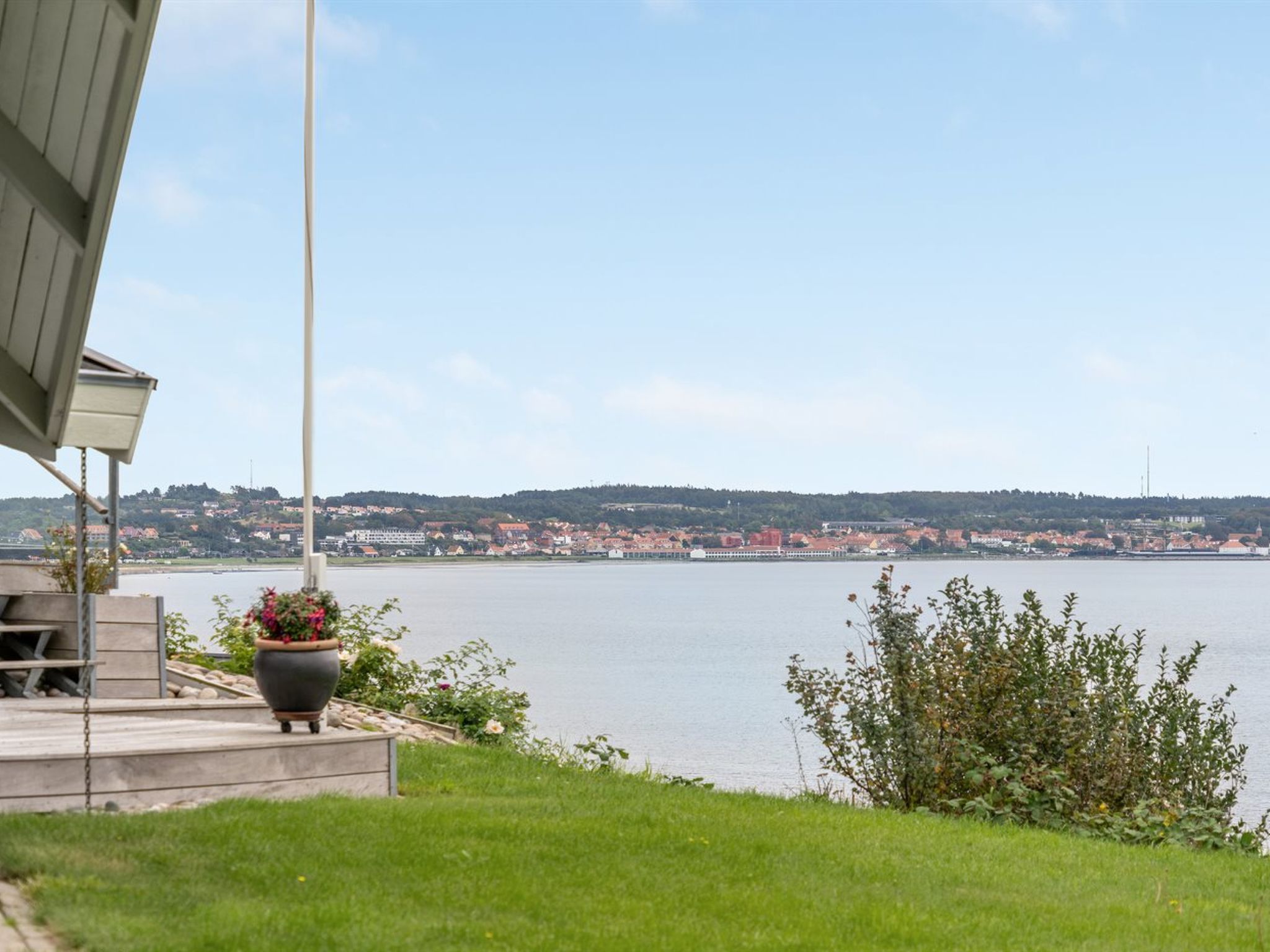 "Eilen" - 250m from the sea-Buiten