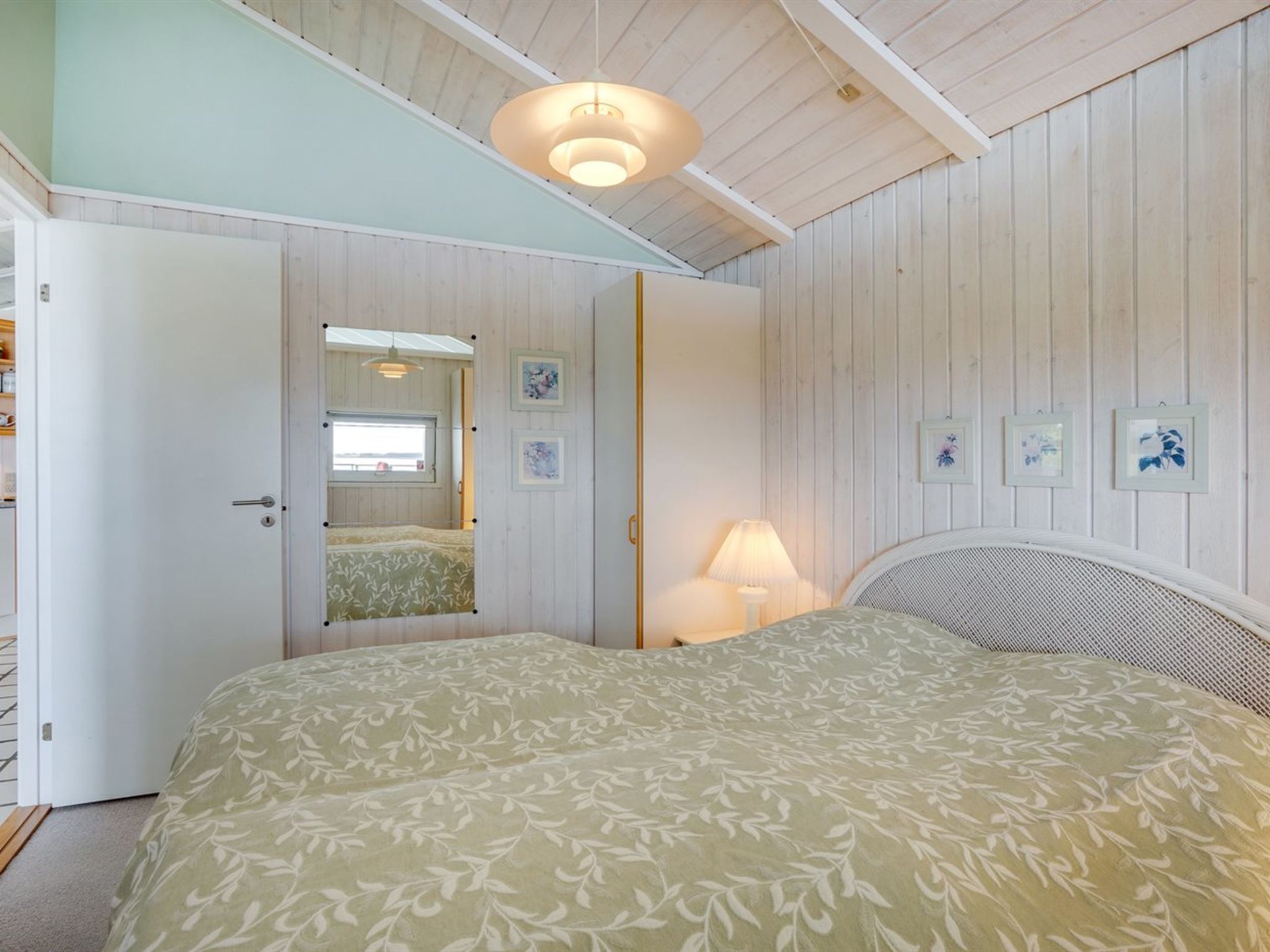 "Eilen" - 250m from the sea - Binnen
