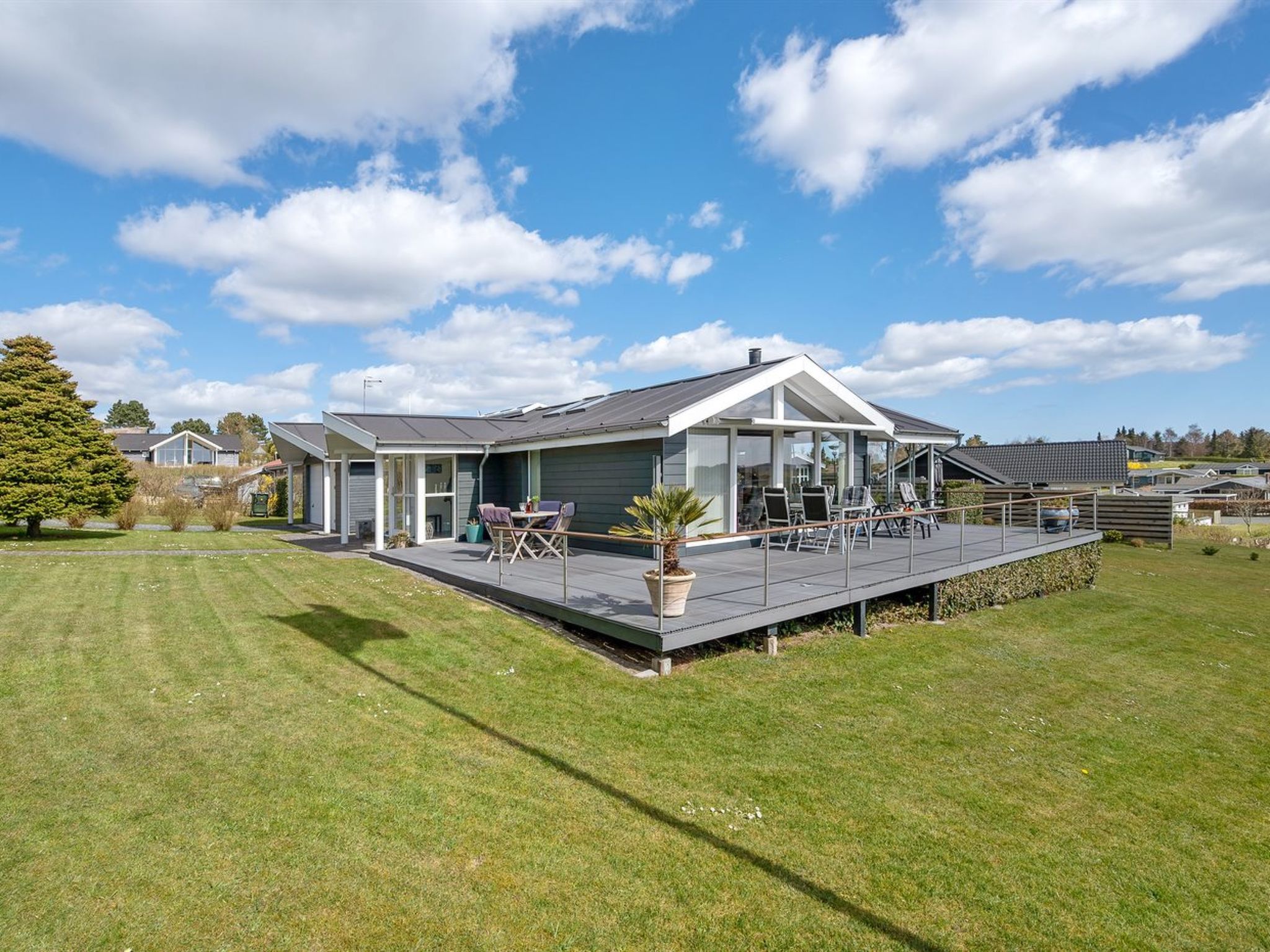 "Kuno" - 300m from the sea - Buiten