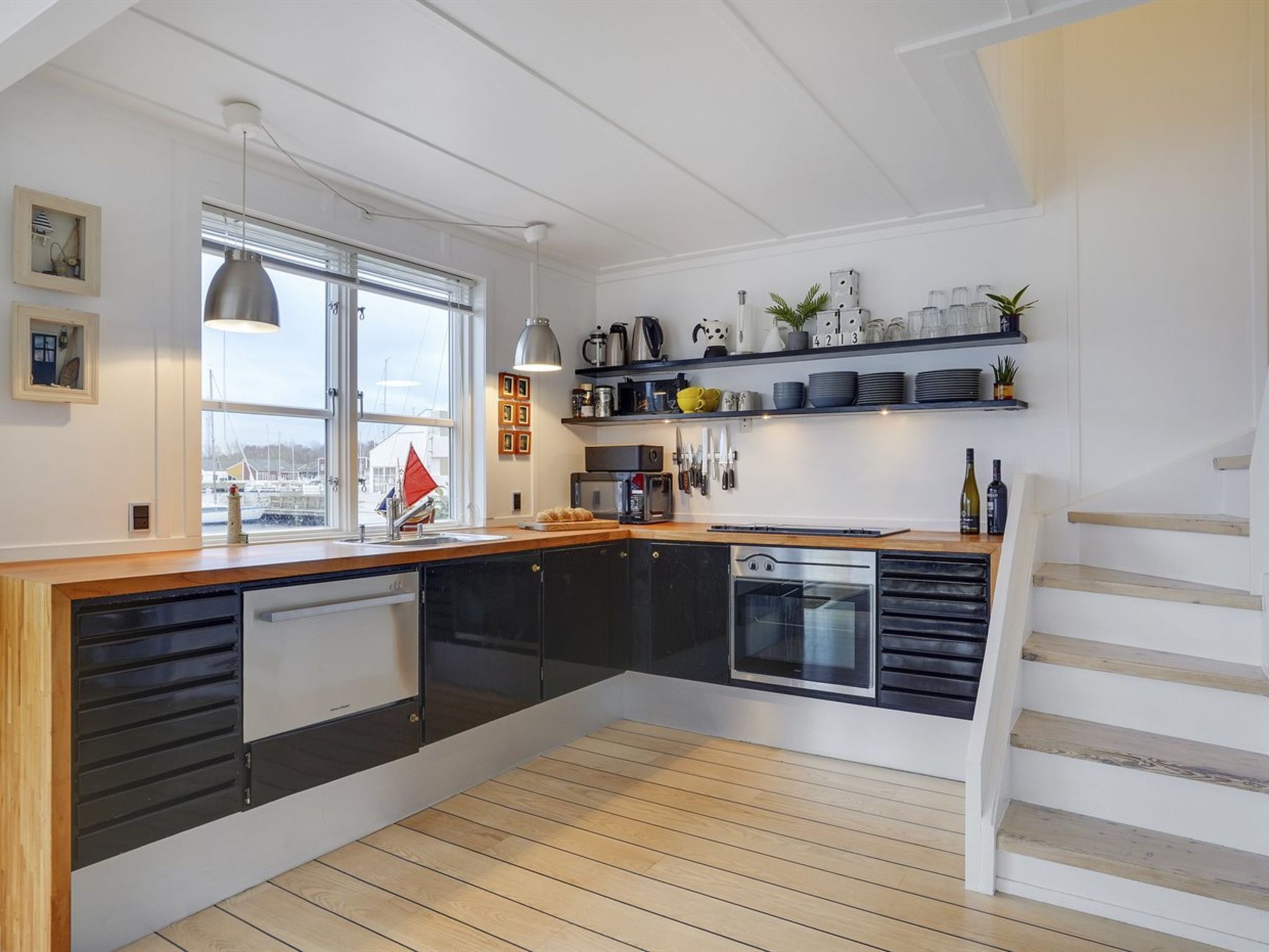 "Goda" - 5m from the sea - Binnen