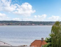 8-persoons vakantiehuis met sauna en zeezicht in Ebeltoft - thumbnail 3