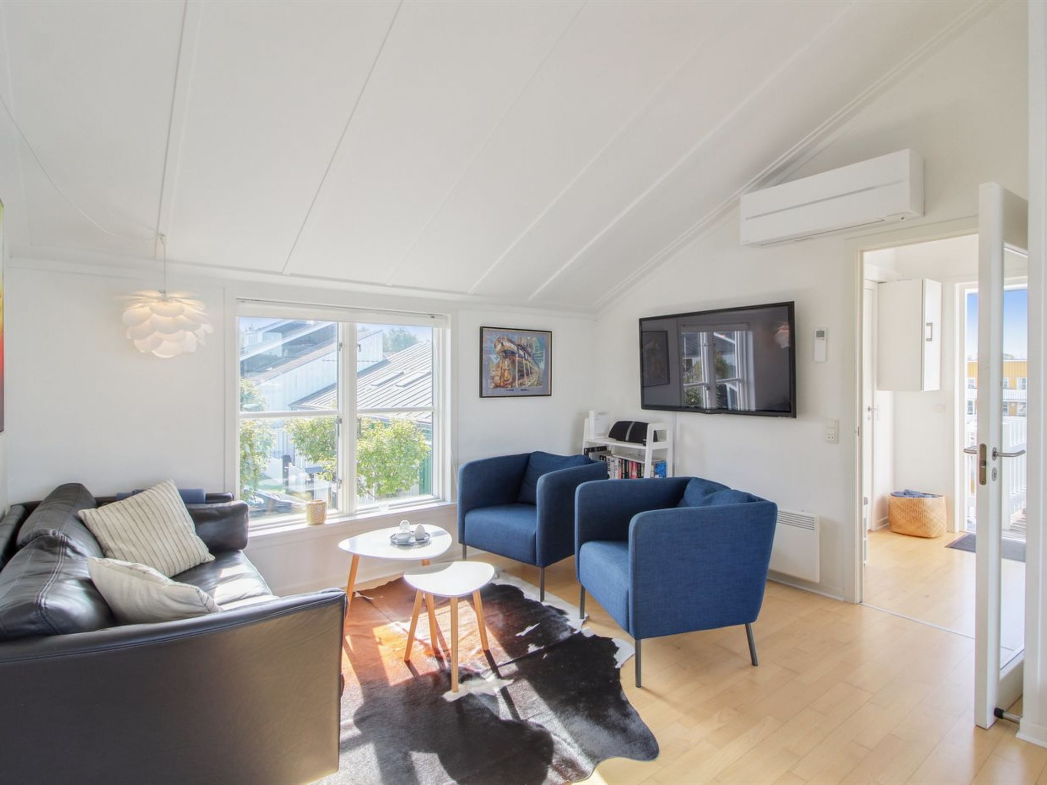 "Tyyne" - 5m from the sea
