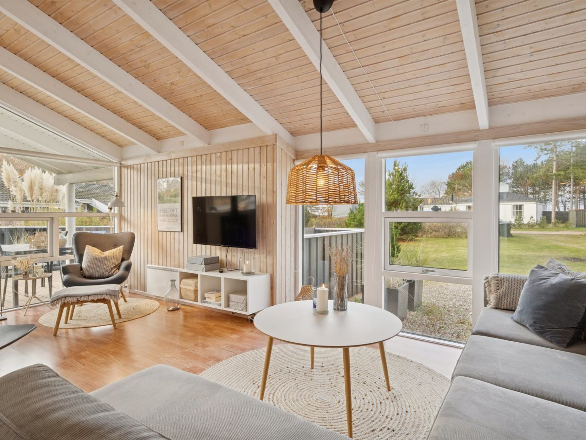 "Alvy" - 200m from the sea-Dedans