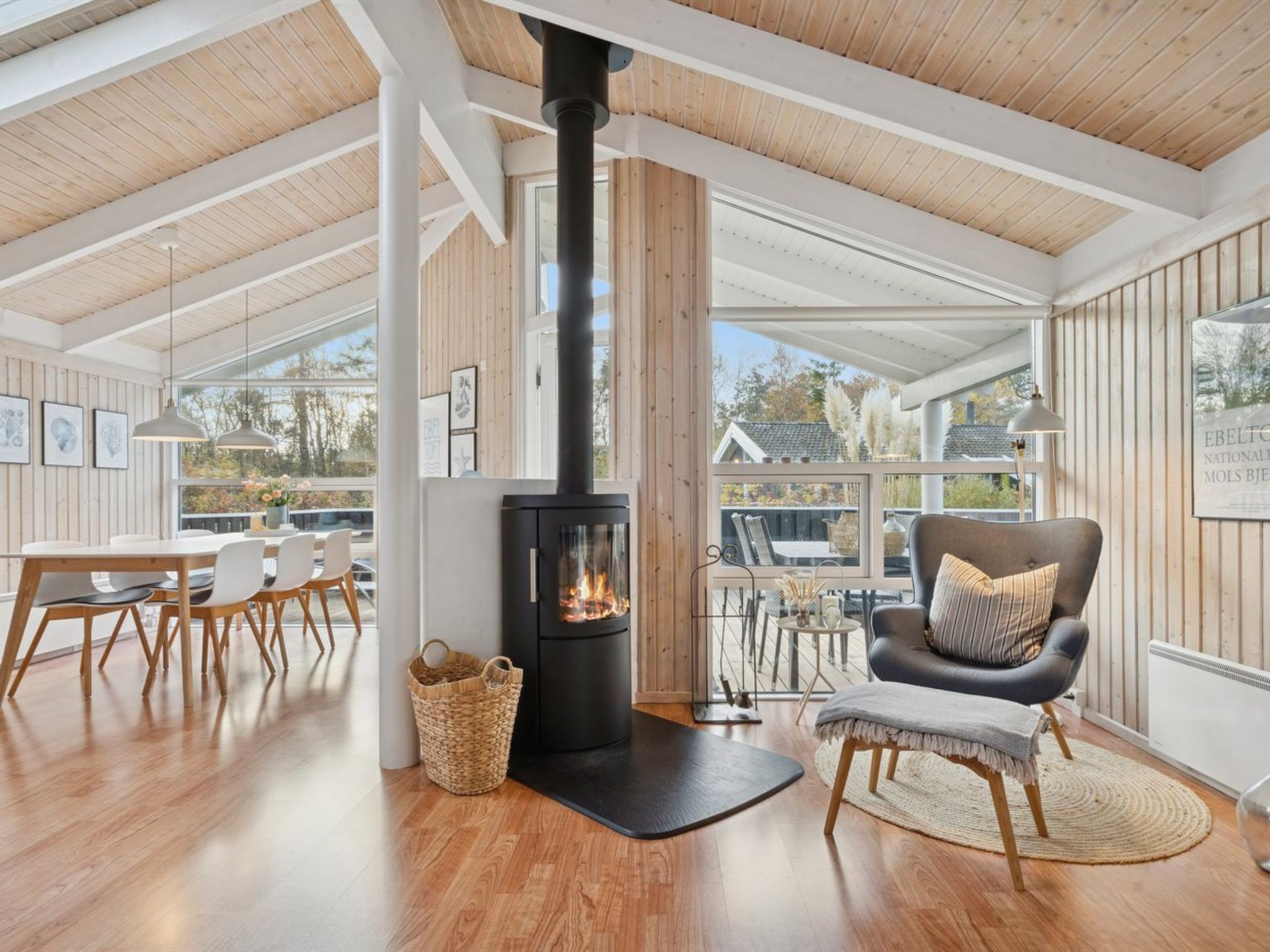 "Alvy" - 200m from the sea-Dedans