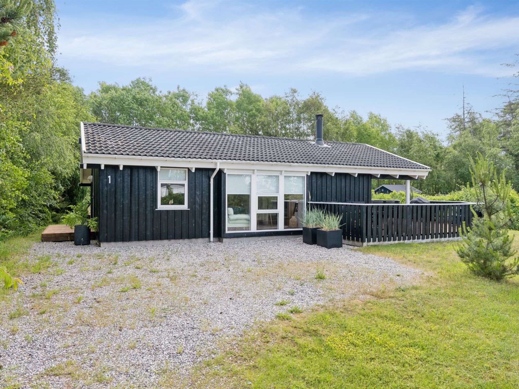 "Alvy" - 200m from the sea-Buiten