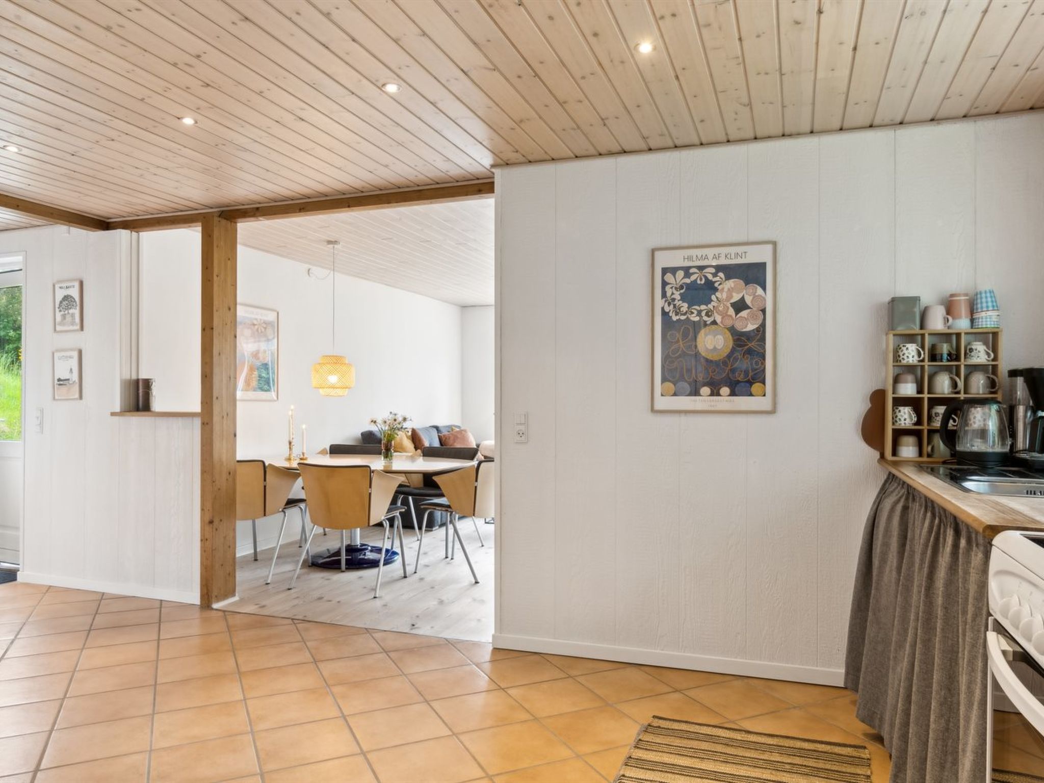 "Lenaya" - 1km from the sea - Binnen