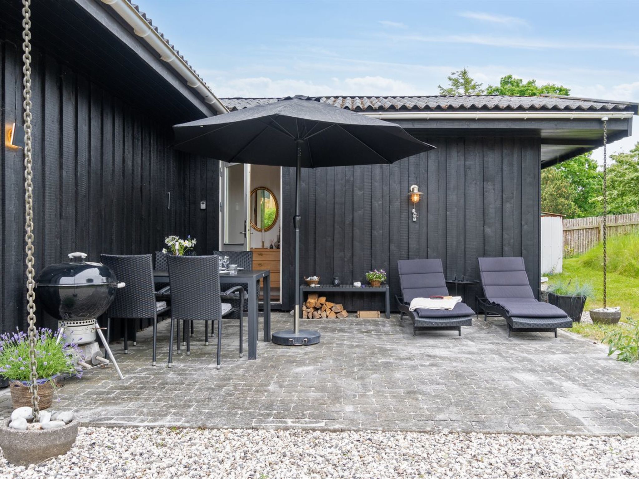 "Lenaya" - 1km from the sea - Buiten