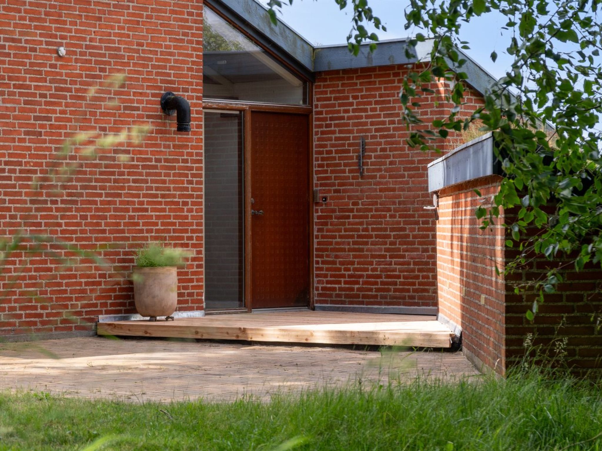 "Lynne" - 1km from the sea-Buiten