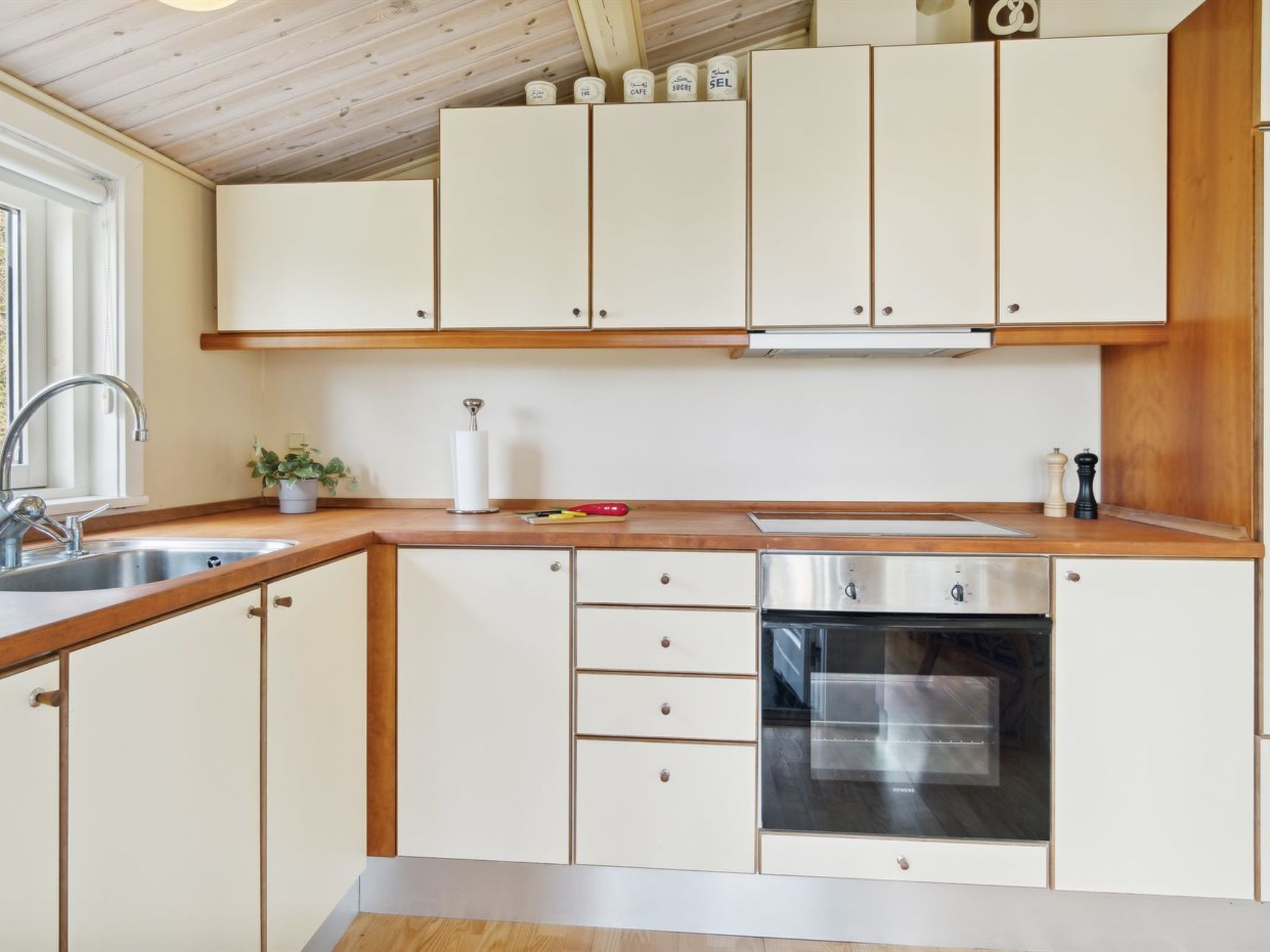 "Enita" - 350m from the sea - Inside