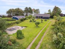 Vrijstaande vakantiewoning Lazorka met sauna op 200m van zee in Ebeltoft - thumbnail 1