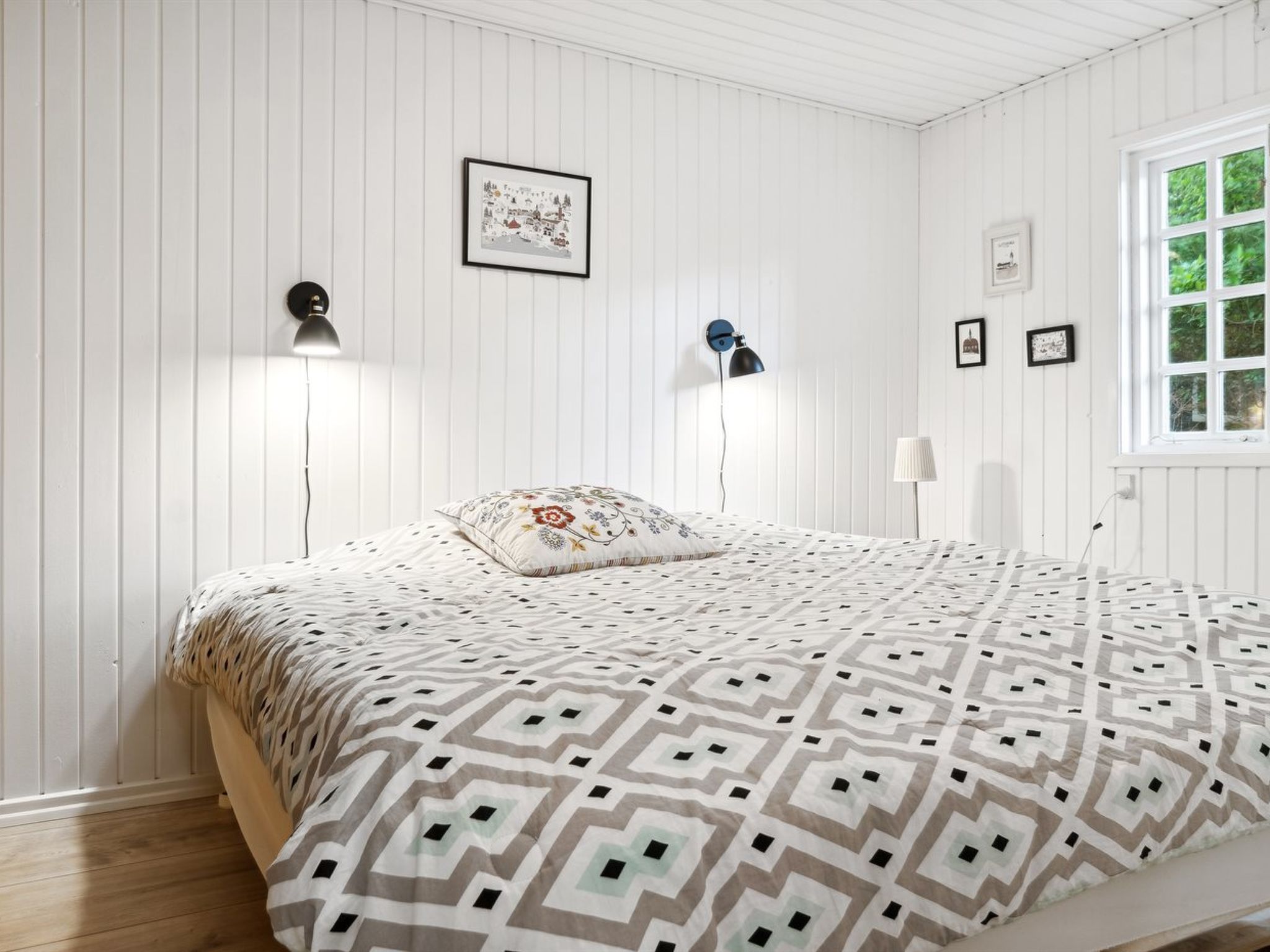 "Lazorka" - 200m from the sea - Drinnen
