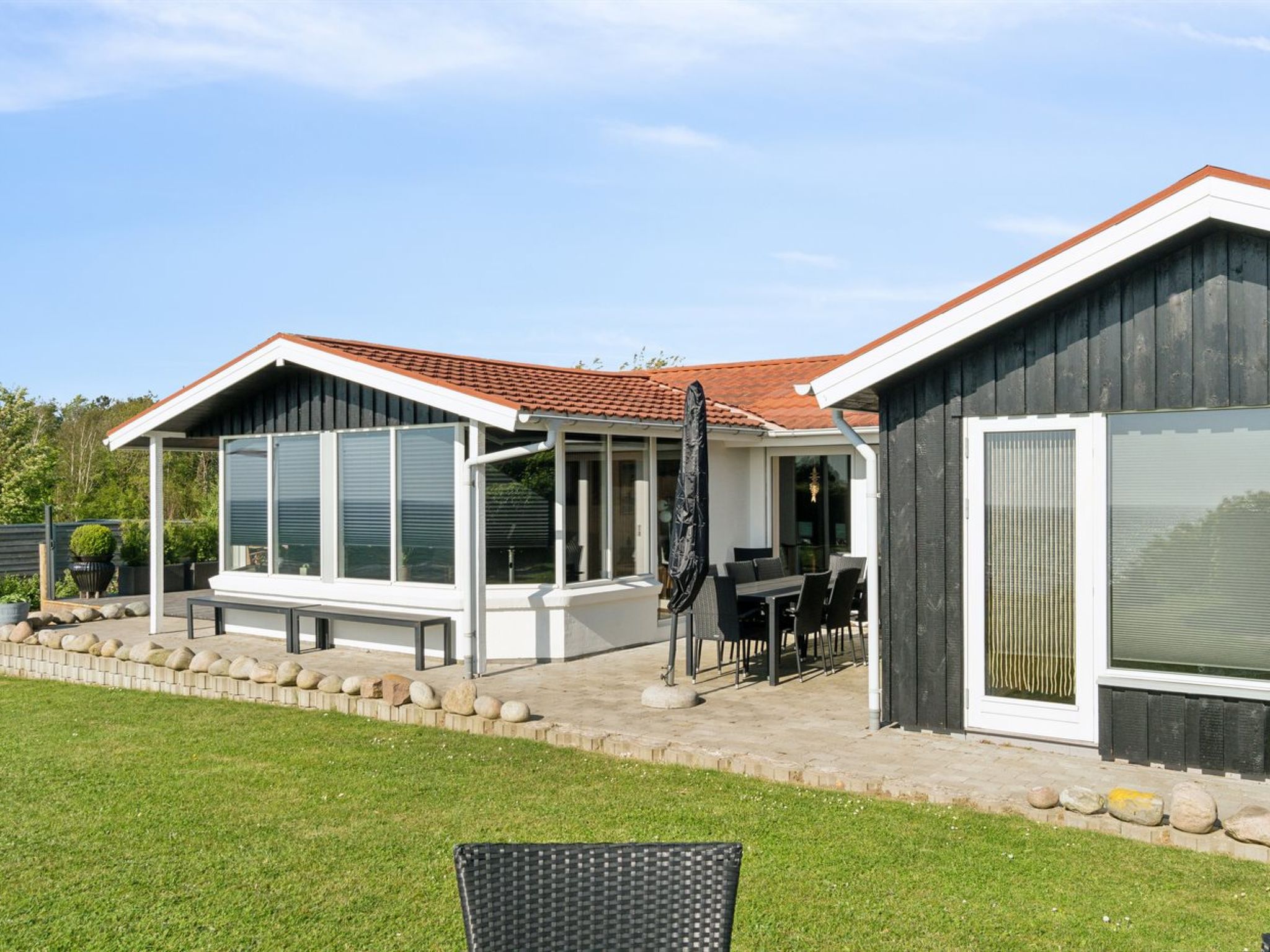 "Annesette" - 300m from the sea - Buiten
