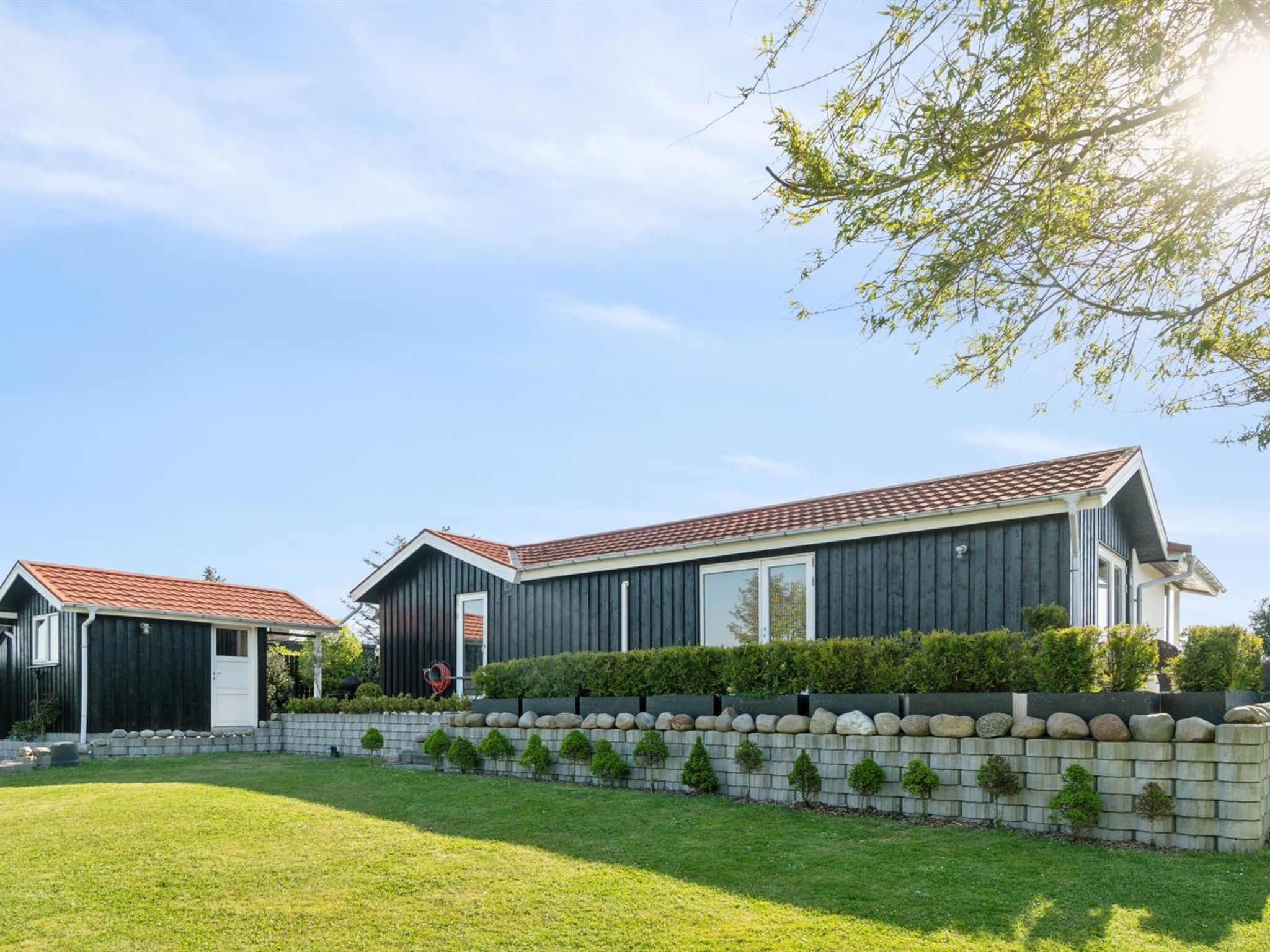 "Annesette" - 300m from the sea - Buiten