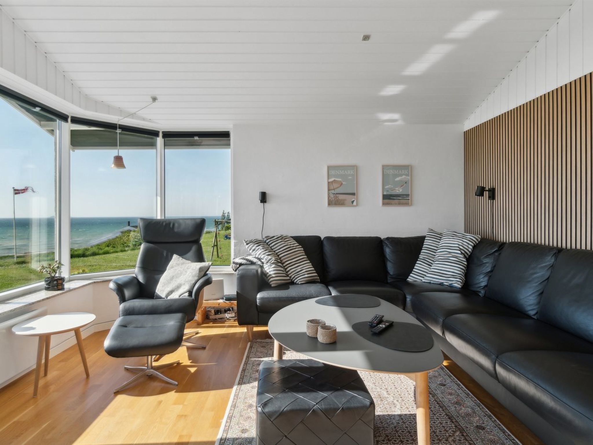 "Annesette" - 300m from the sea - Binnen