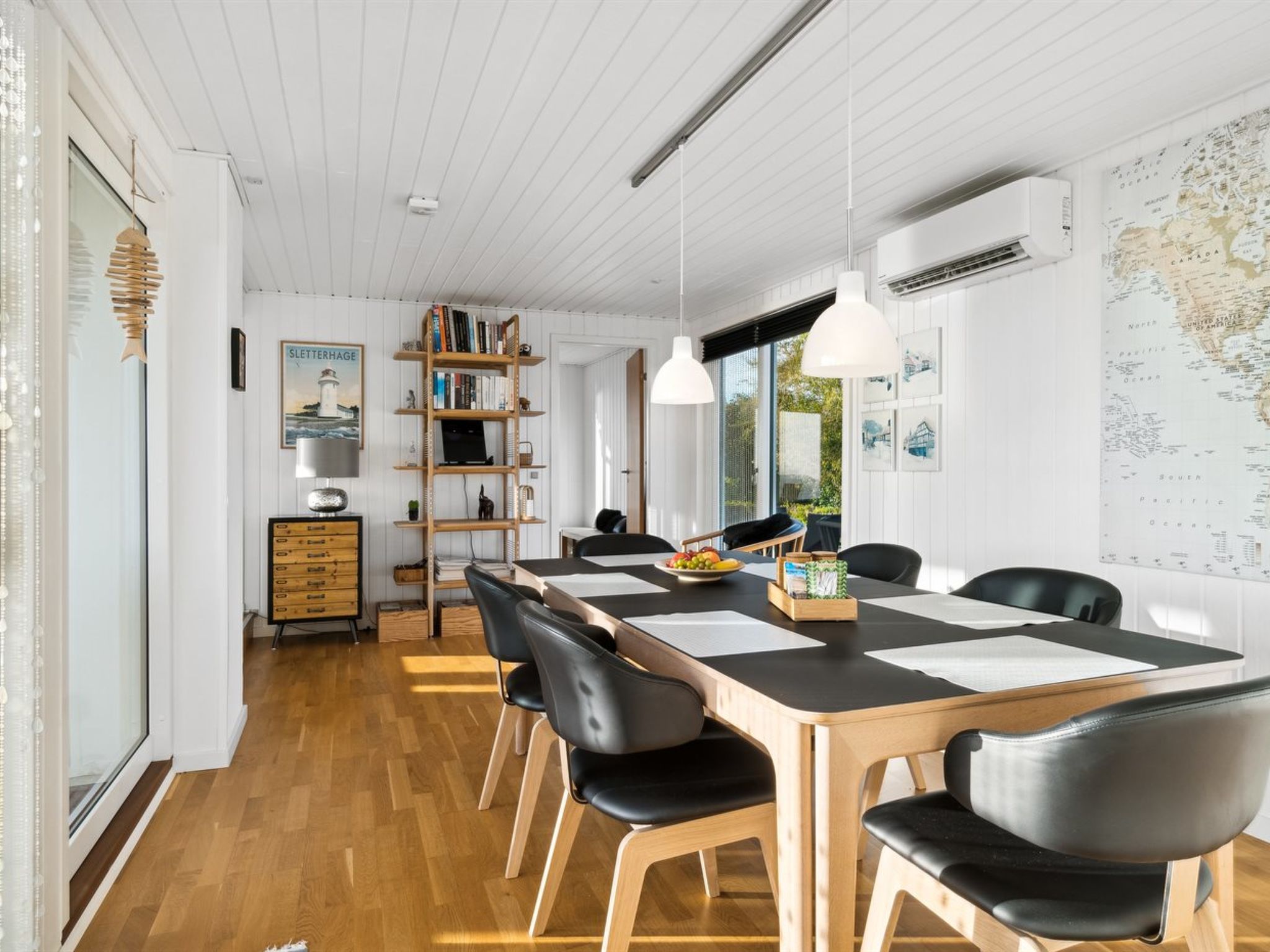 "Annesette" - 300m from the sea - Binnen