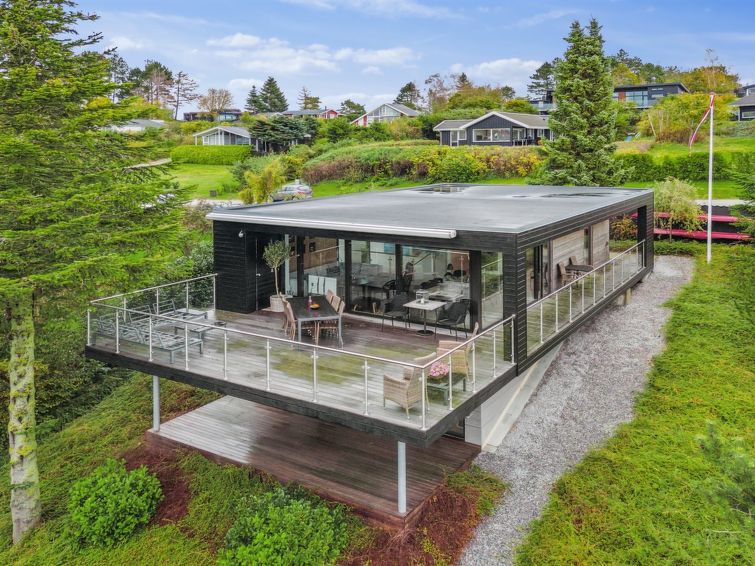 Search and Stay destination Ebeltoft, Denmark from AU$ 921. "Iarund" - 600m from the sea in Djursland and Mols