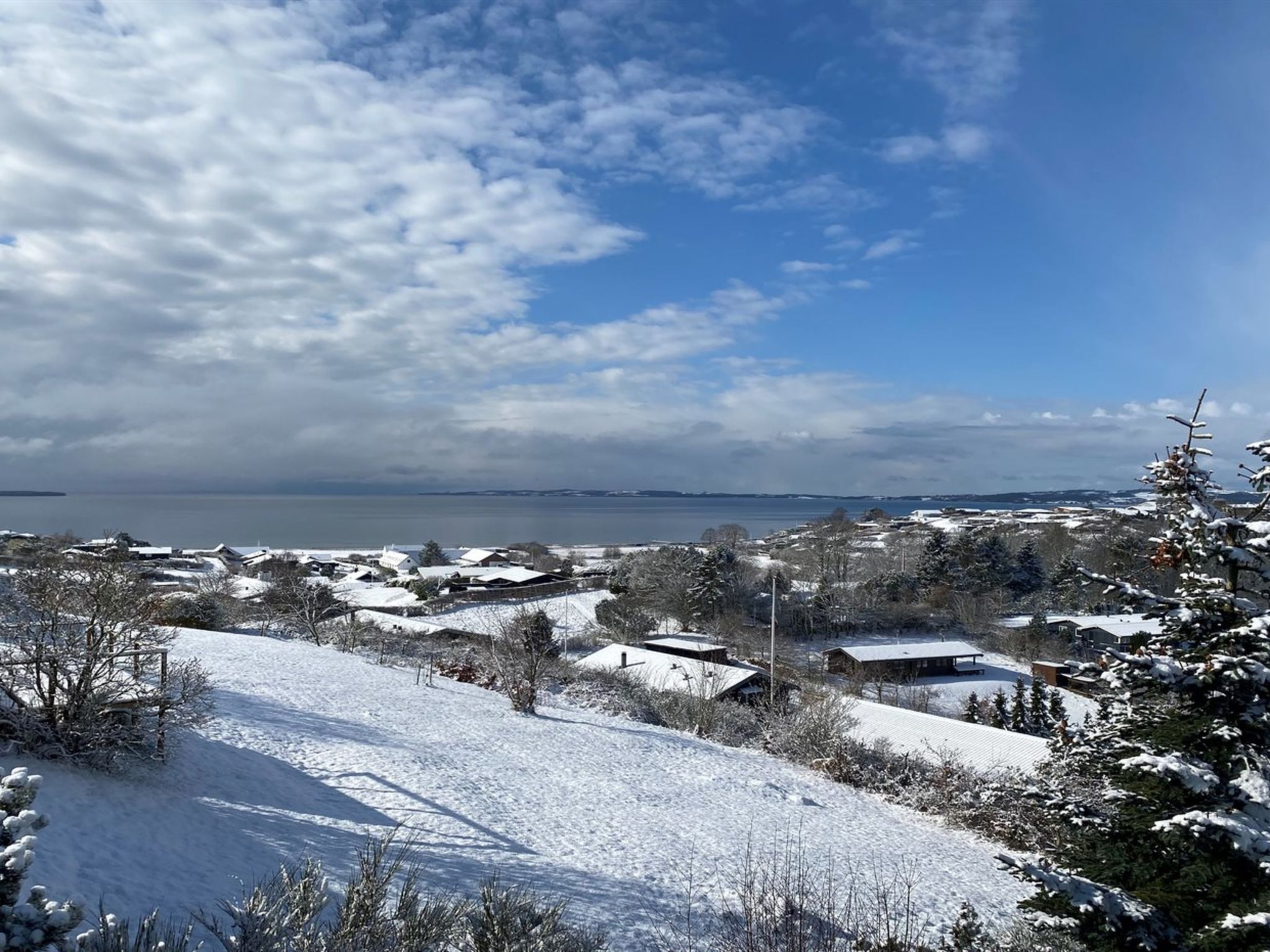 "Iarund" - 600m from the sea