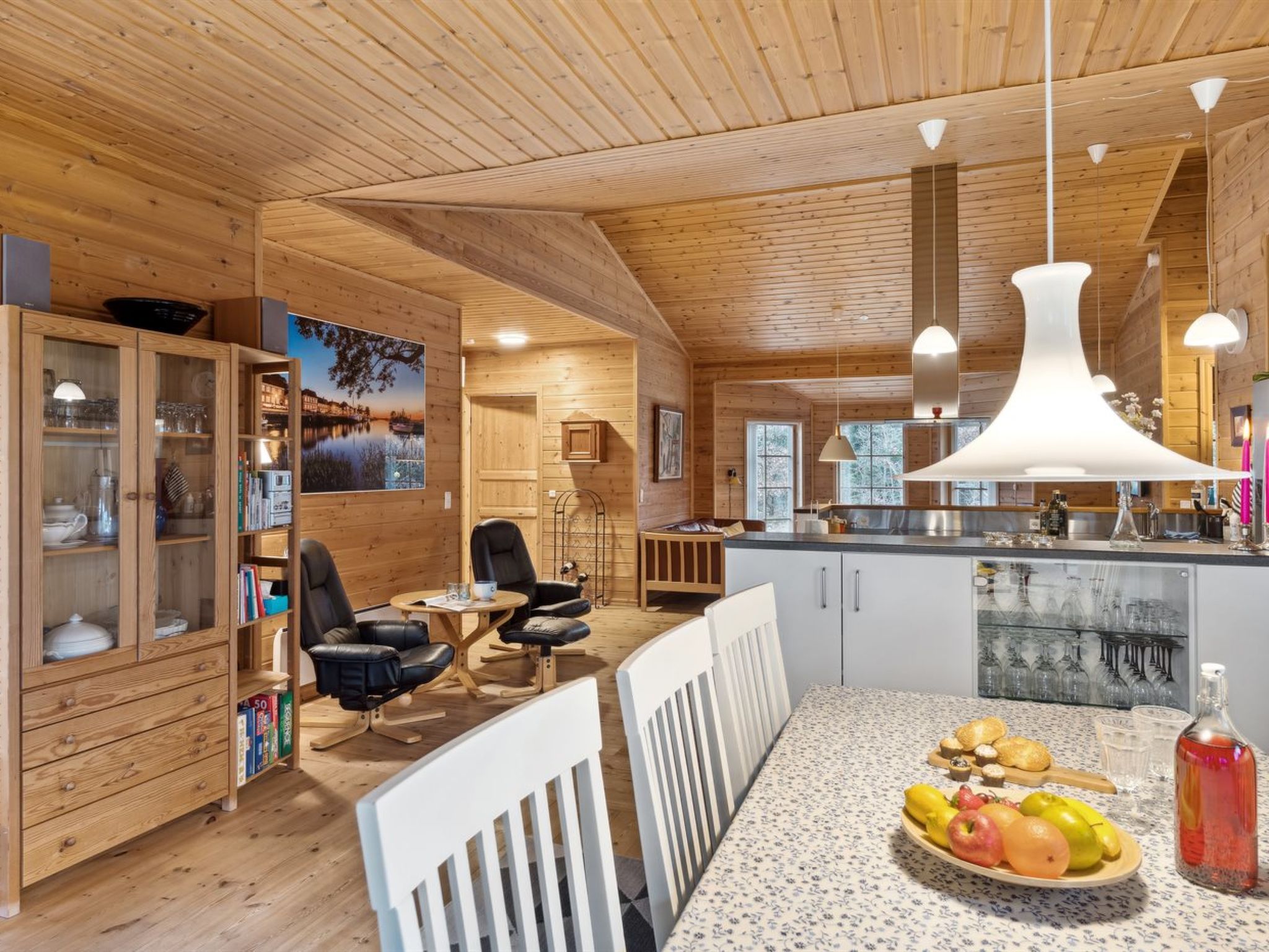 "Palnir" - 8km from the sea - Binnen