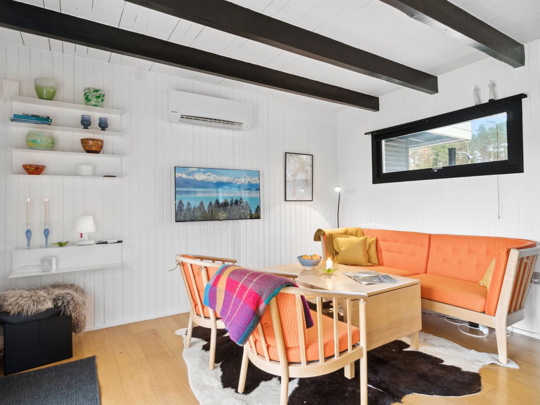 "Anthonette" - 900m from the sea-Inside