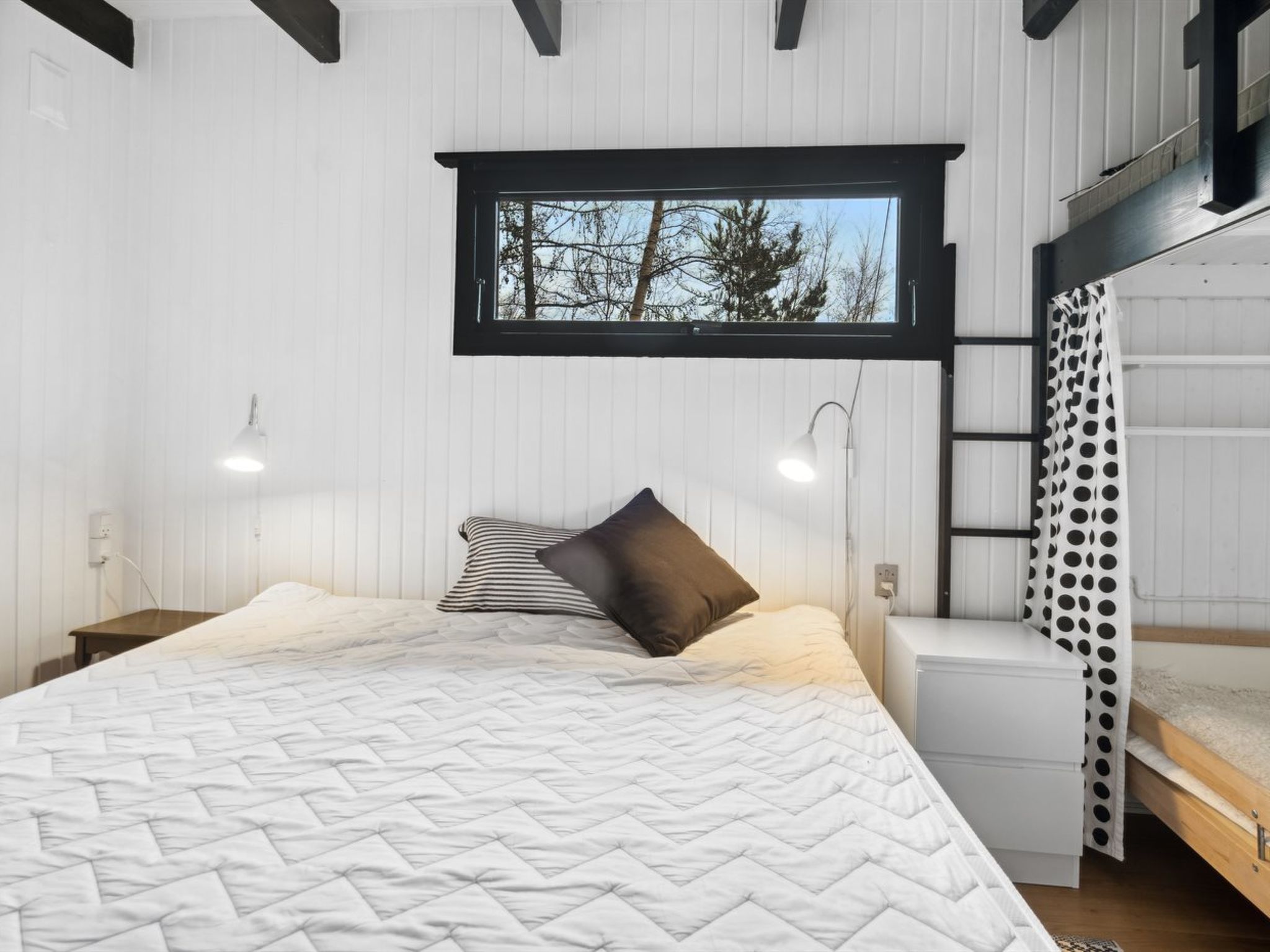 "Anthonette" - 900m from the sea-Inside