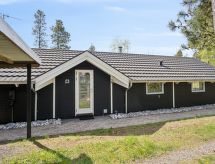 8-persoons vakantiehuis met sauna aan zee in Ebeltoft - thumbnail 4