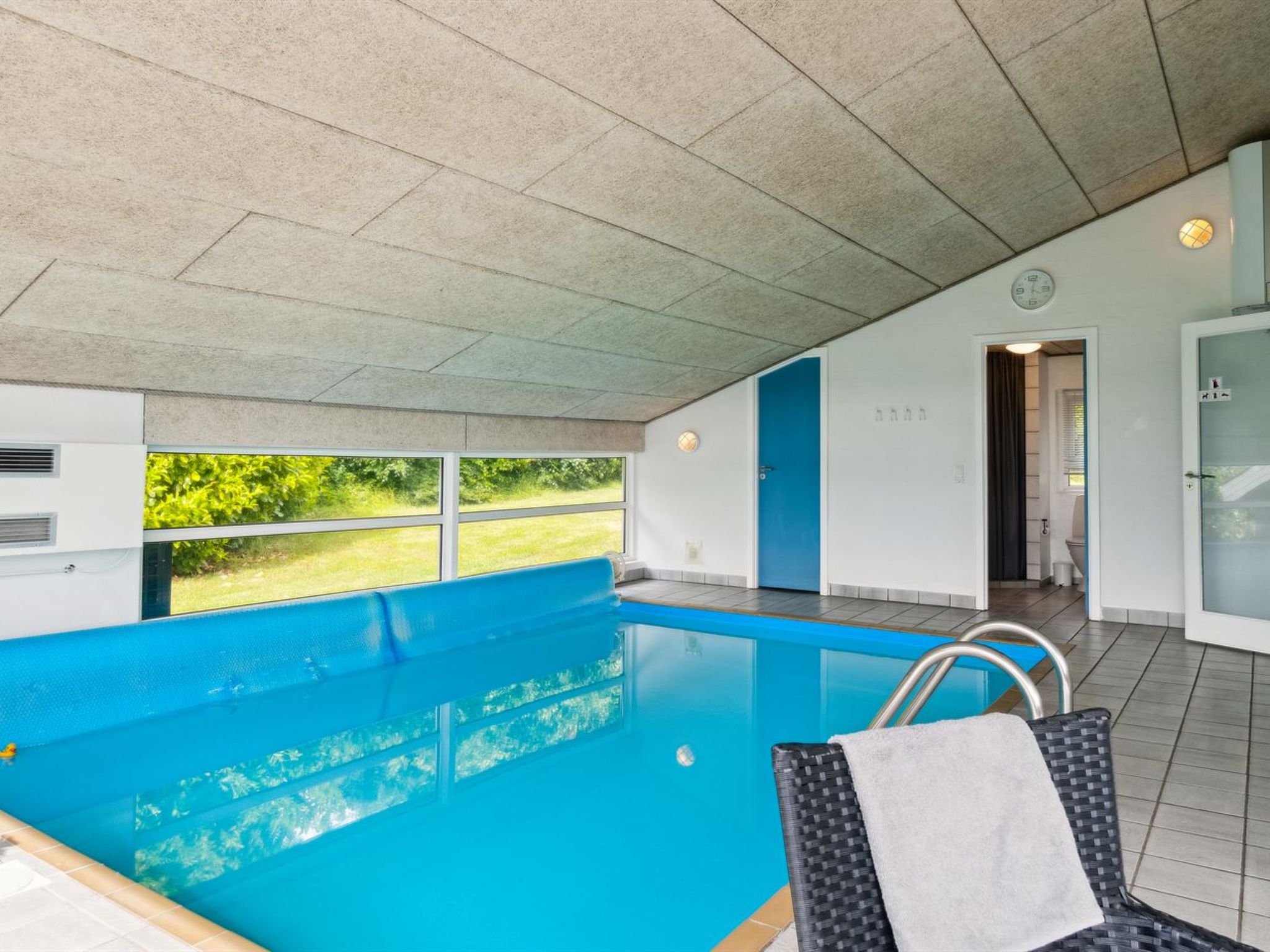 "Katharine" - 175m from the sea — Pool Outdoor (4 of 33)