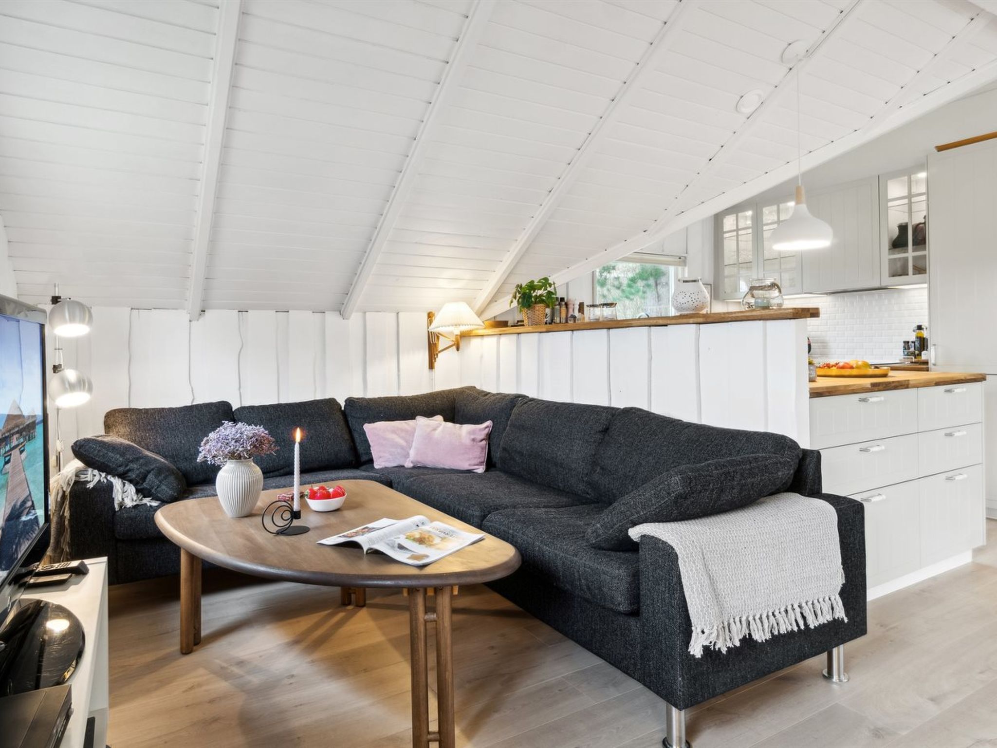 "Laurens" - 800m from the sea-Binnen