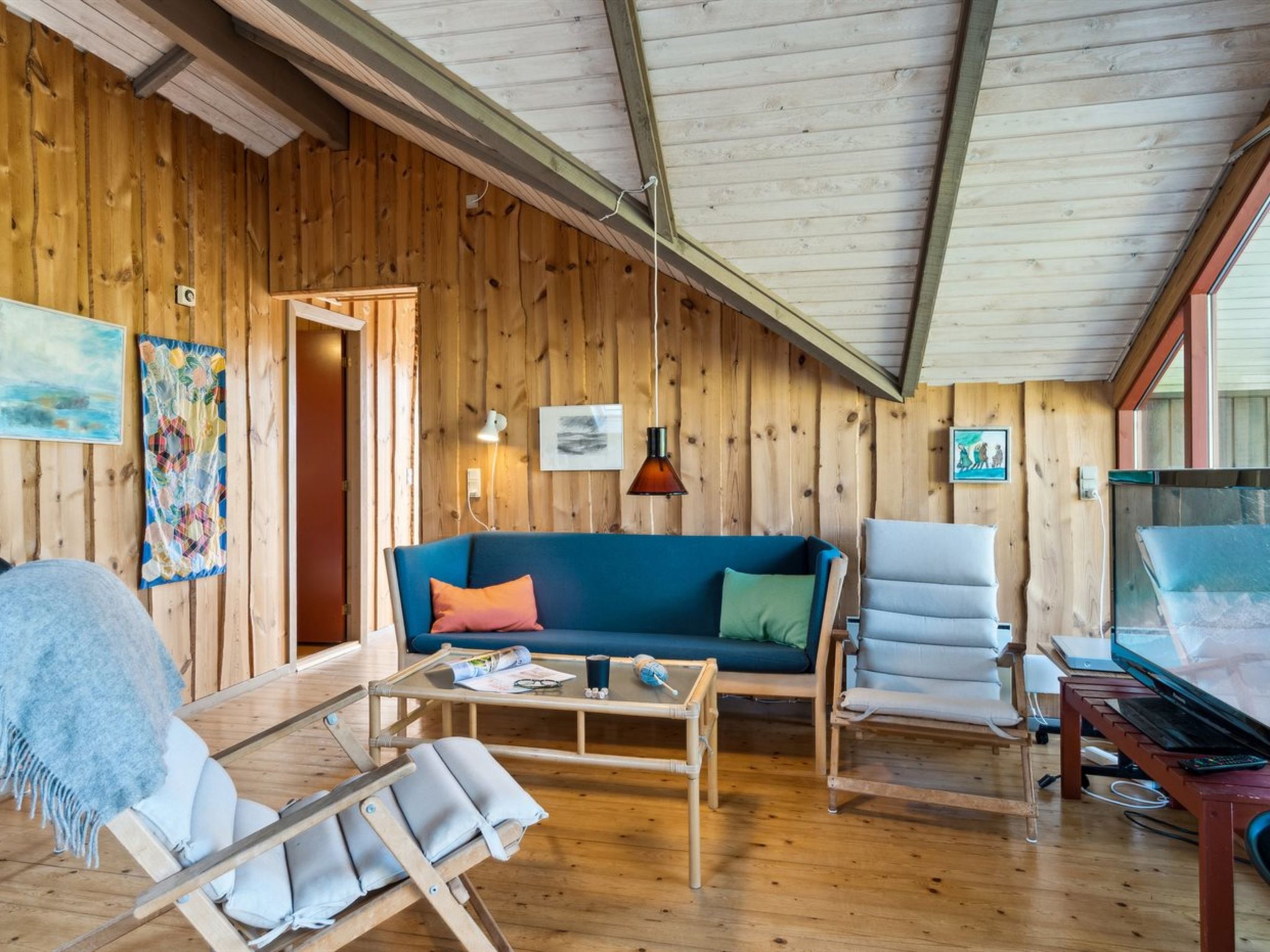 "Asel" - 25m from the sea-Binnen