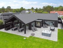 14-persoons vakantiehuis met whirlpool en sauna in Ebeltoft - thumbnail 1